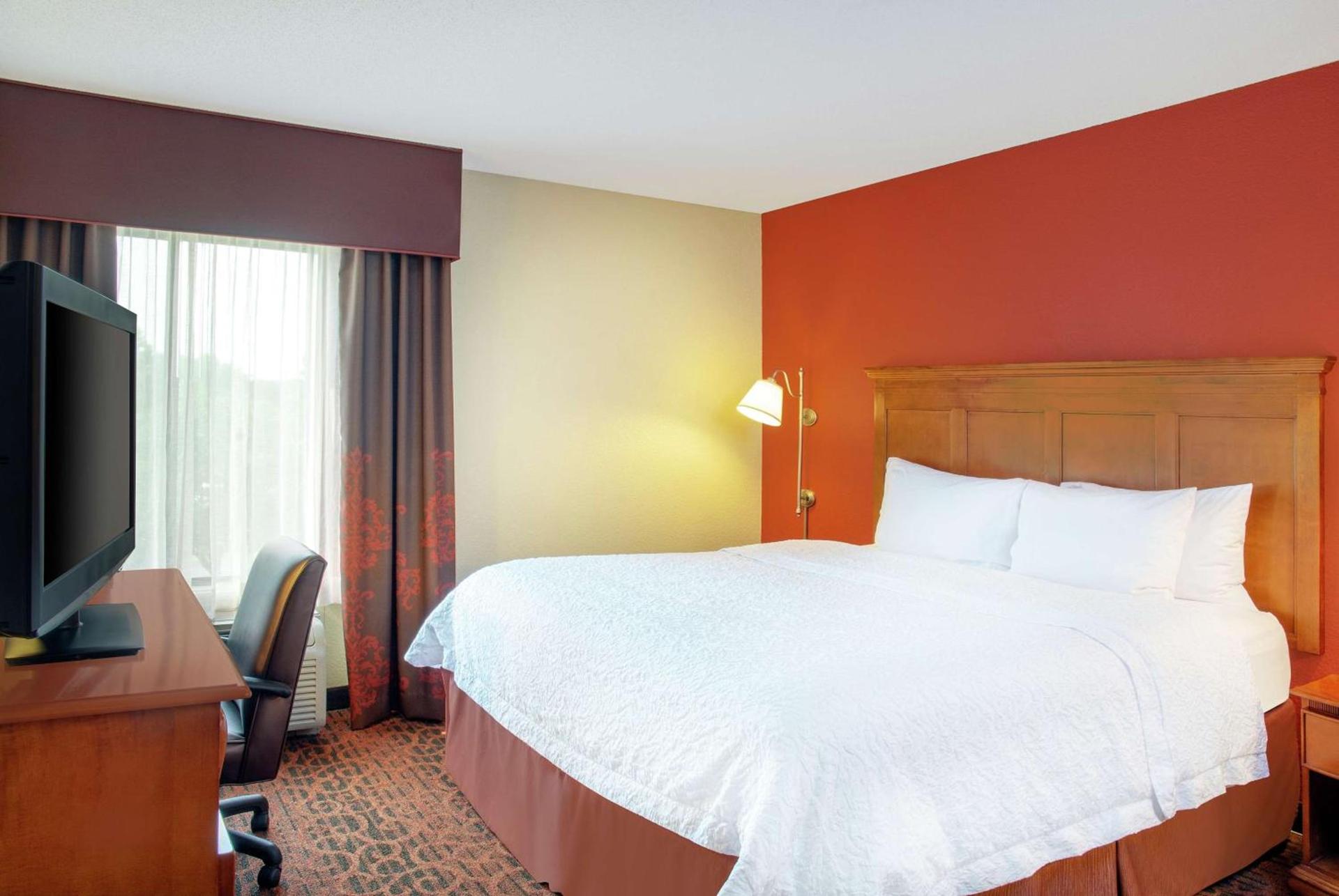 Hampton Inn Merrillville photo 18