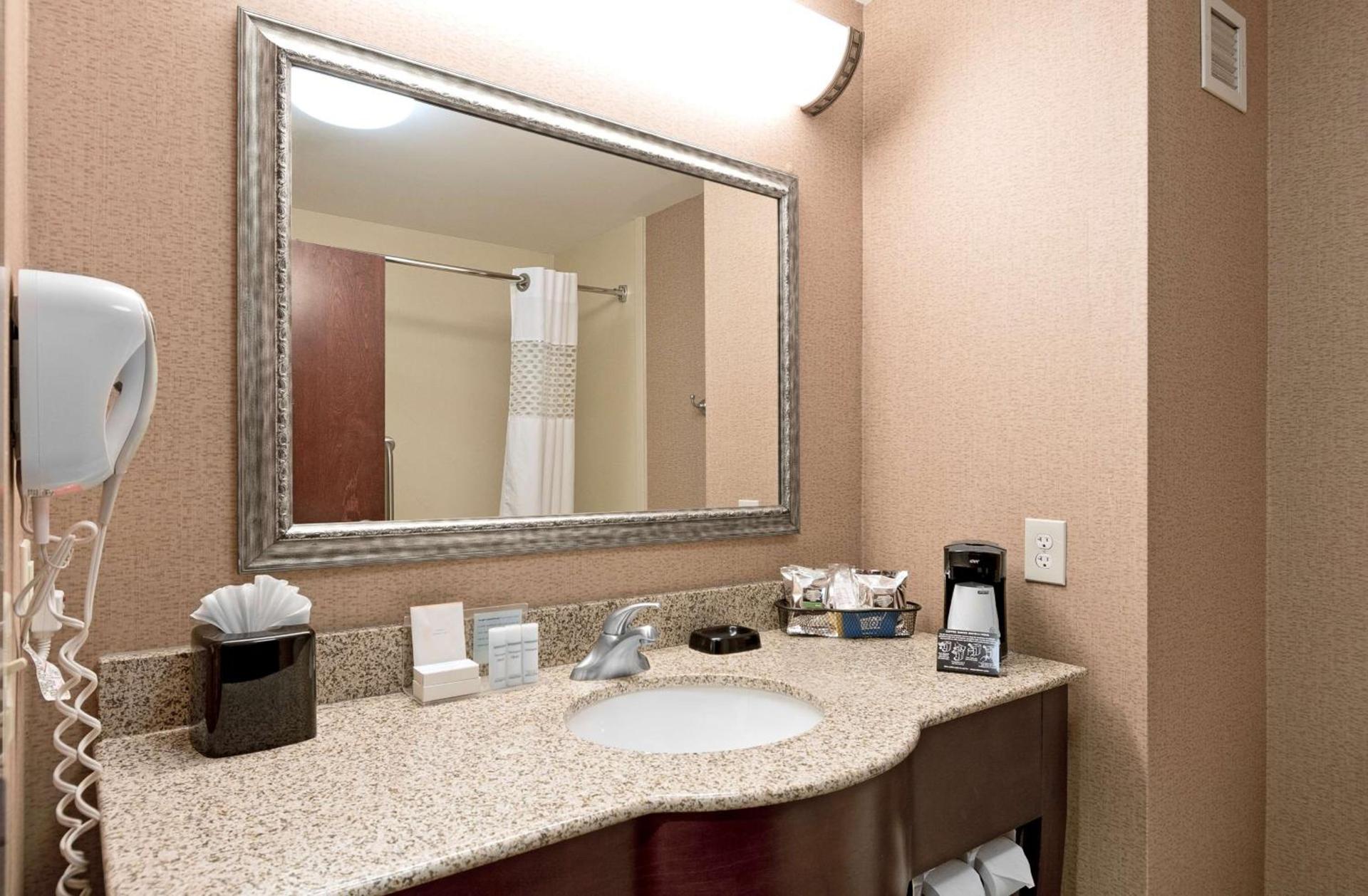 Hampton Inn Statesville photo 15