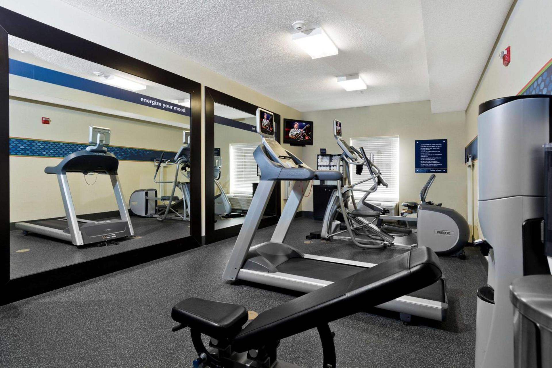 Hampton Inn Statesville photo 35