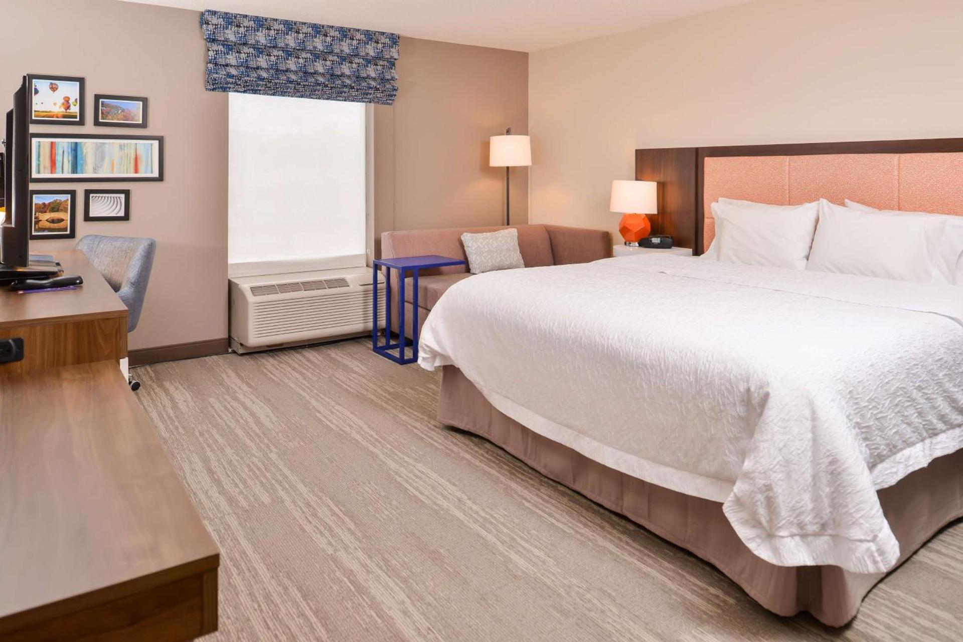 Hampton Inn Statesville photo 37