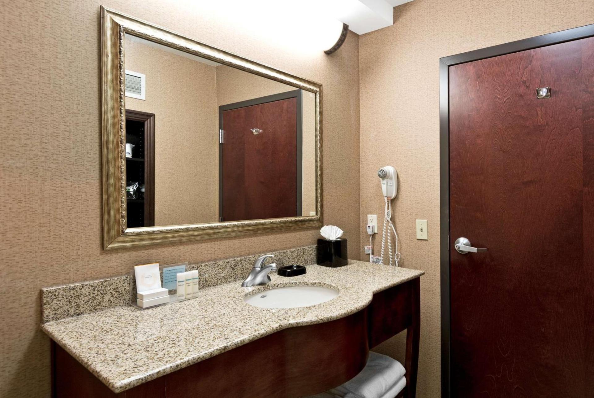 Hampton Inn Statesville photo 61