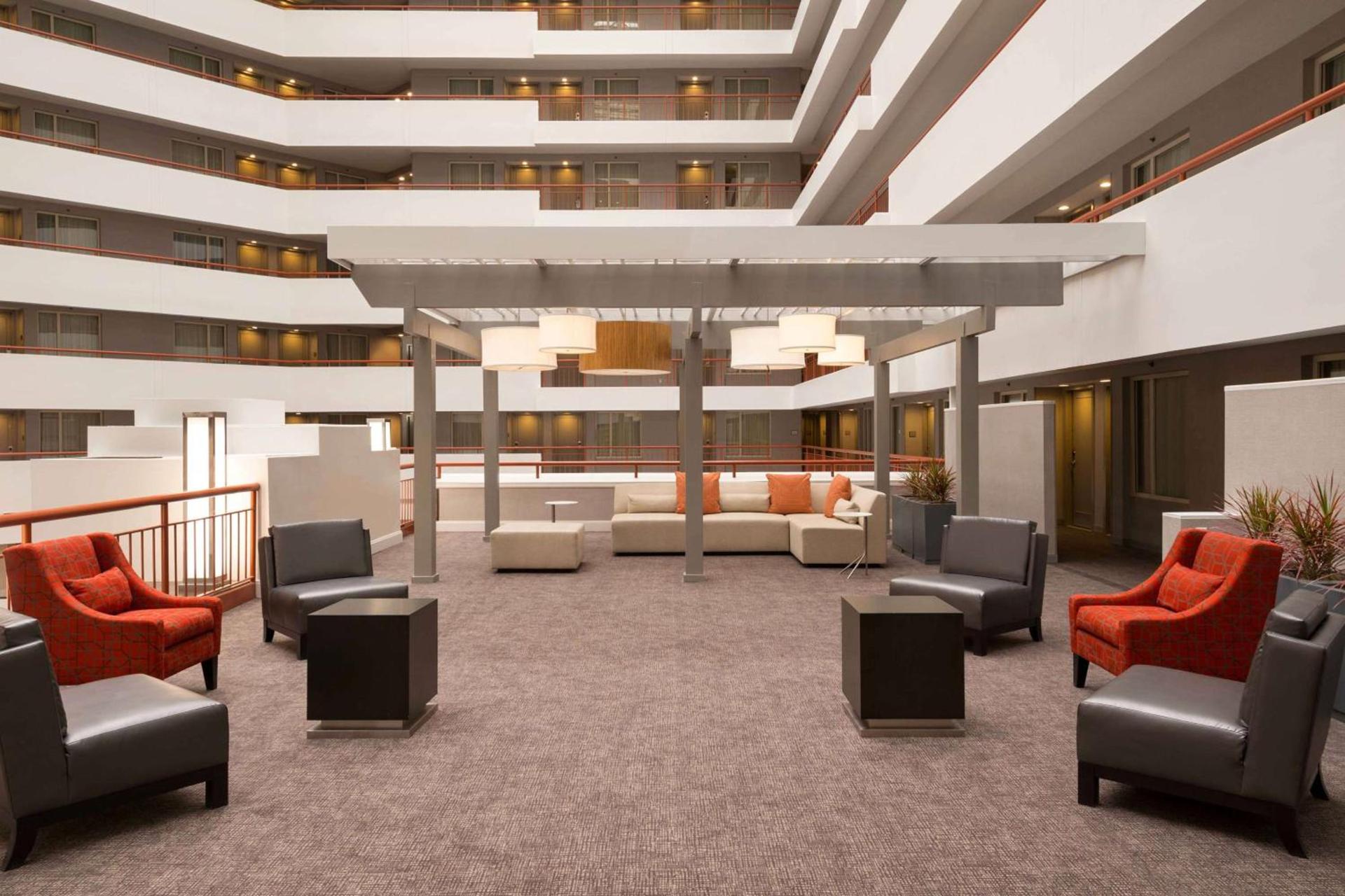 Embassy Suites by Hilton Baltimore at BWI Airport photo 7
