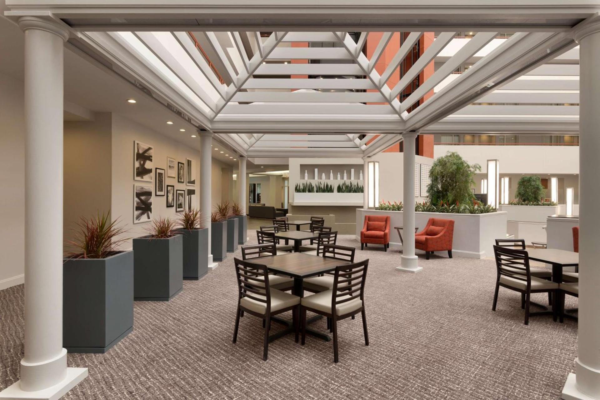 Embassy Suites by Hilton Baltimore at BWI Airport photo 8