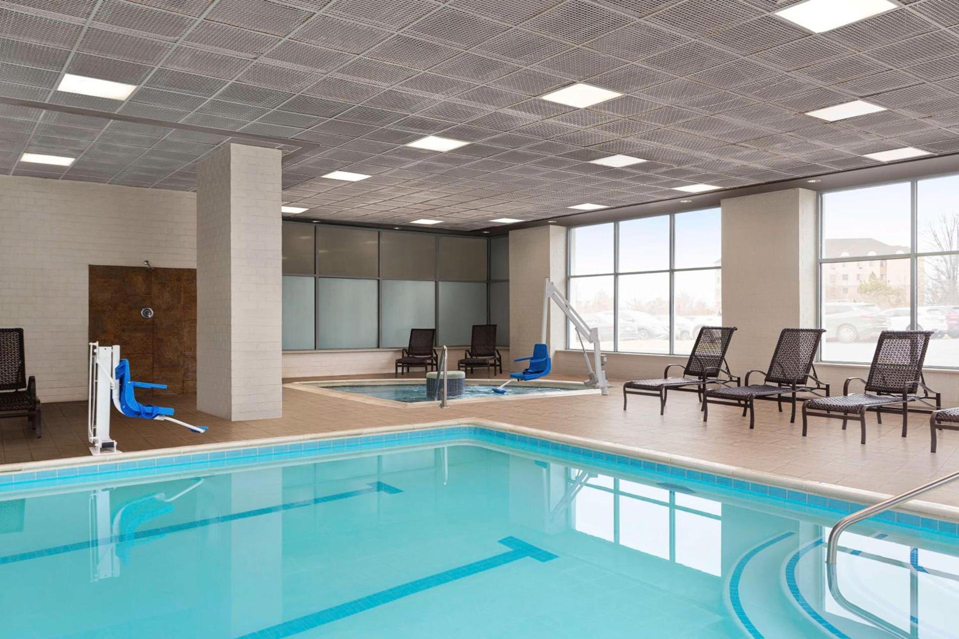 Embassy Suites by Hilton Baltimore at BWI Airport photo 9