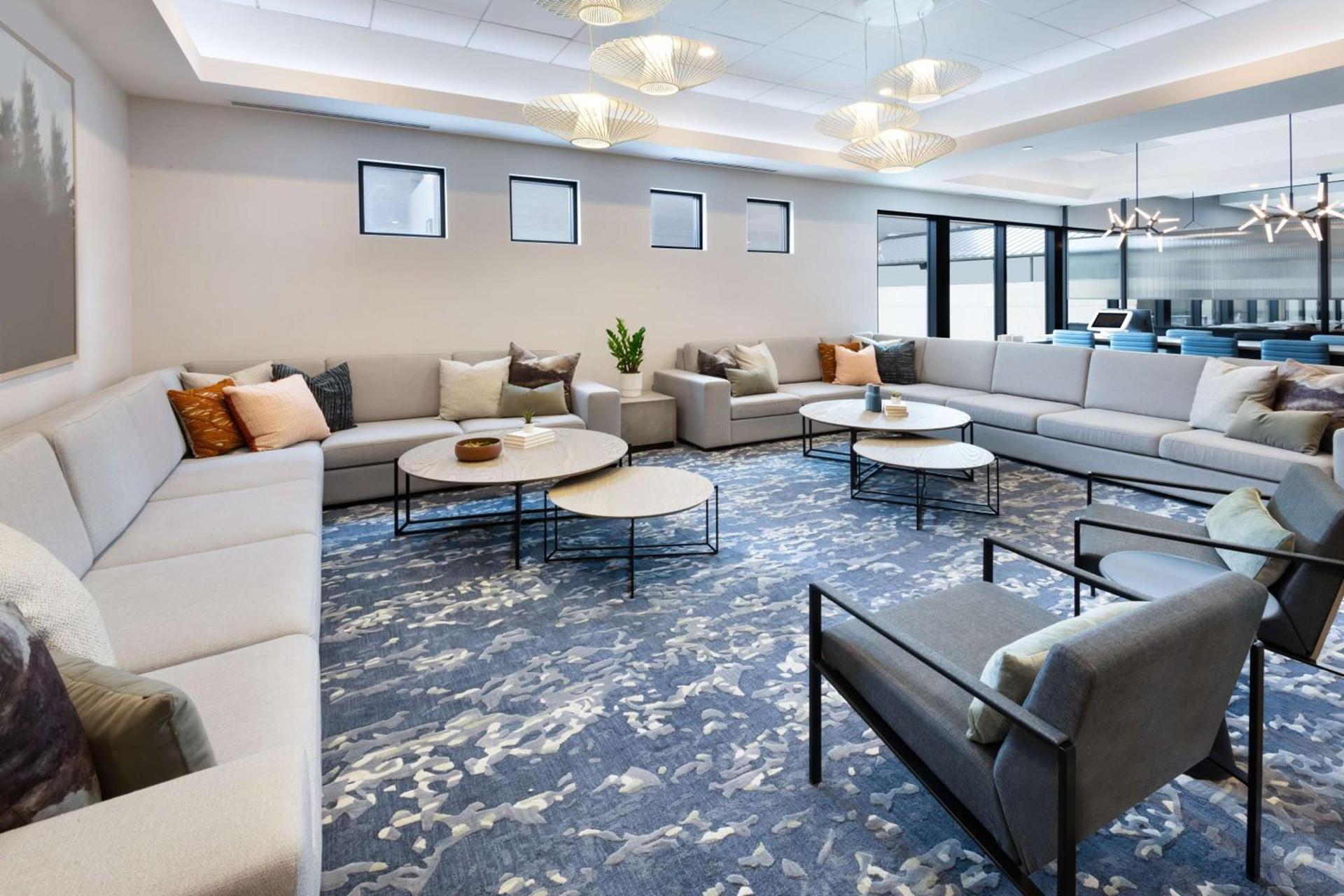 DoubleTree by Hilton Denver Cherry Creek, CO photo 6