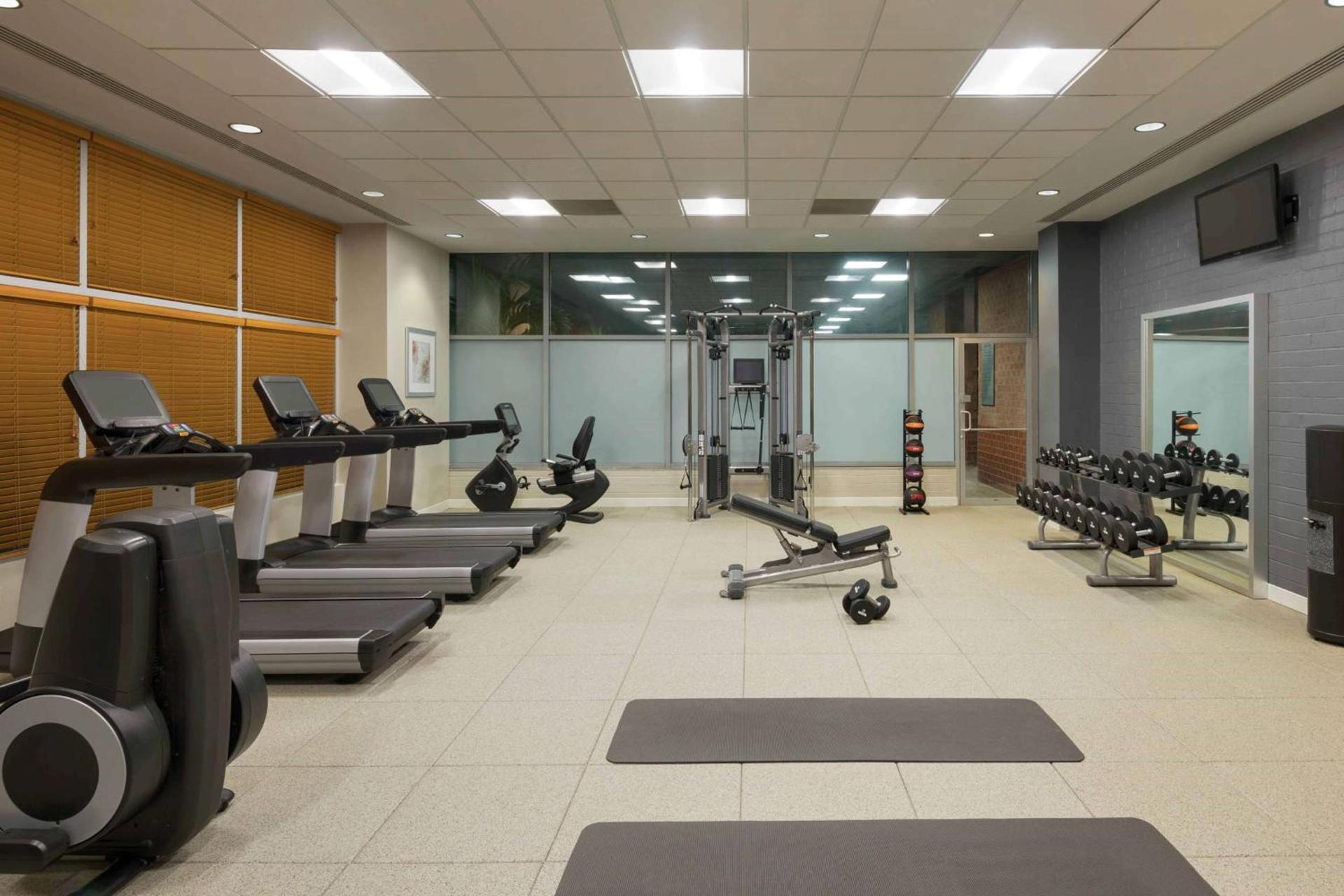 Embassy Suites by Hilton Baltimore at BWI Airport photo 17