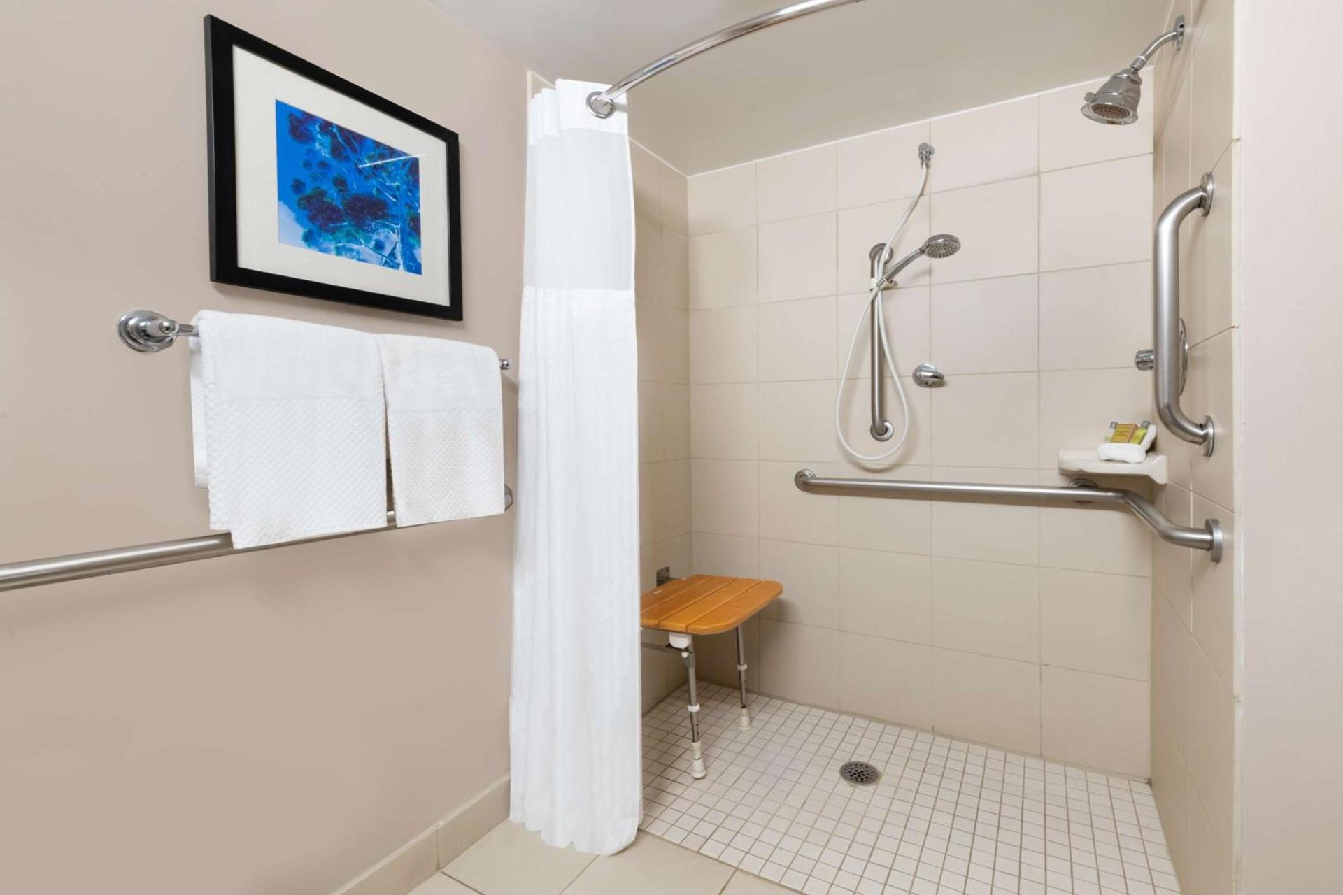 DoubleTree by Hilton Denver Cherry Creek, CO photo 20