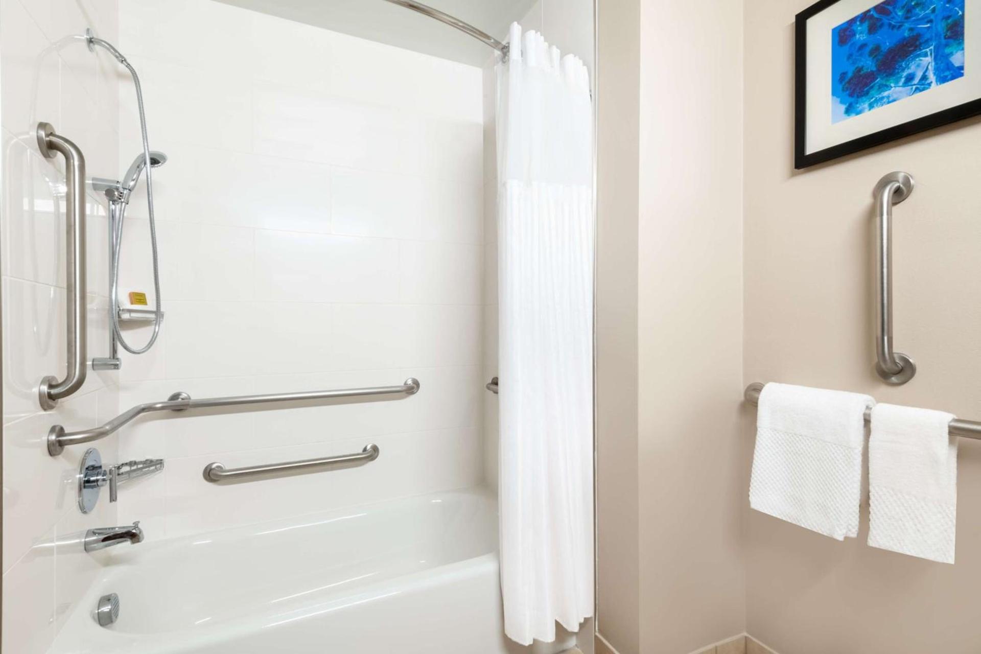 DoubleTree by Hilton Denver Cherry Creek, CO photo 22