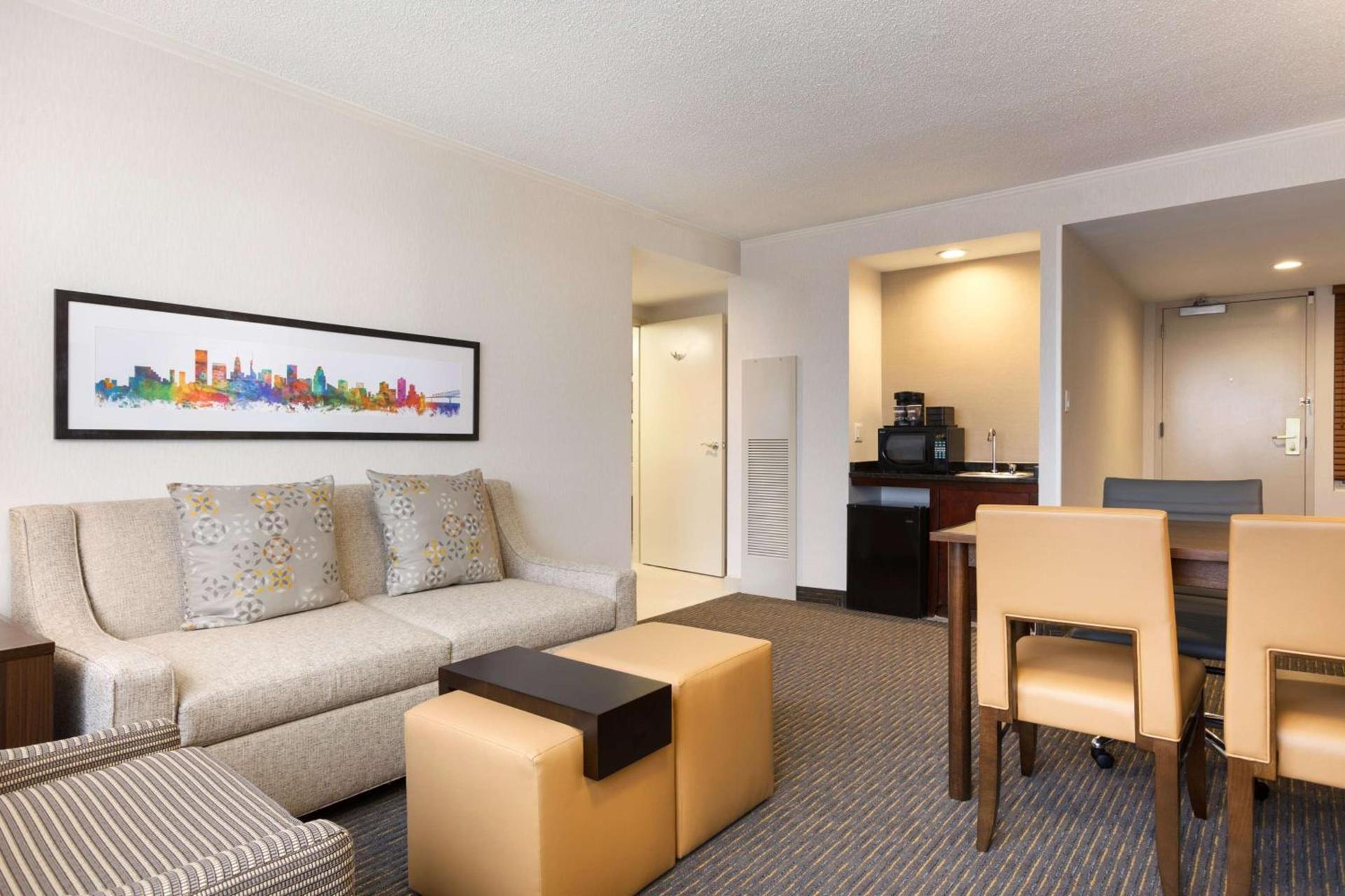 Embassy Suites by Hilton Baltimore at BWI Airport photo 29
