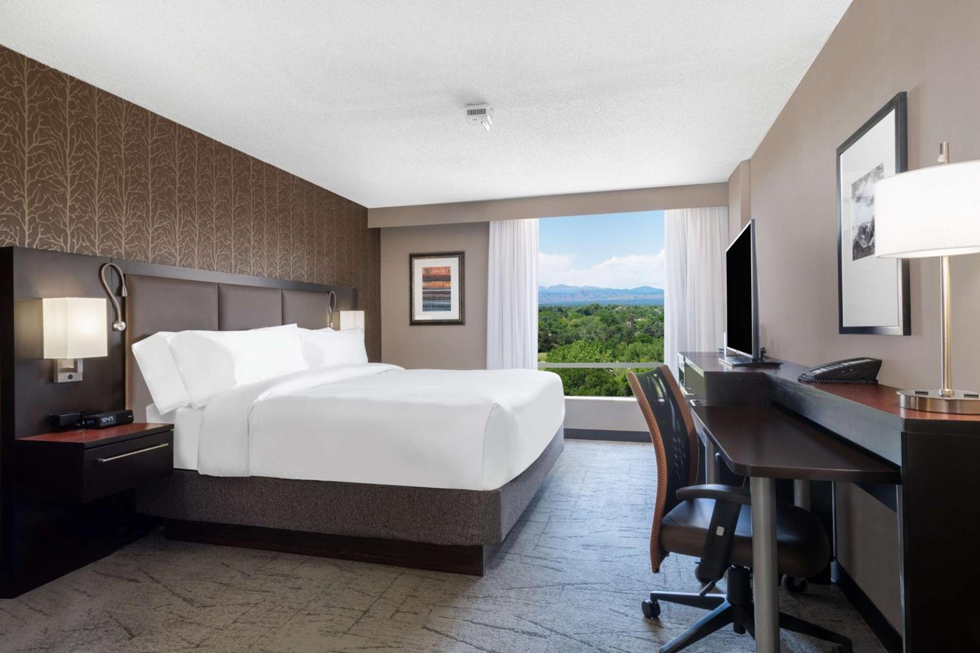 DoubleTree by Hilton Denver Cherry Creek, CO photo 31