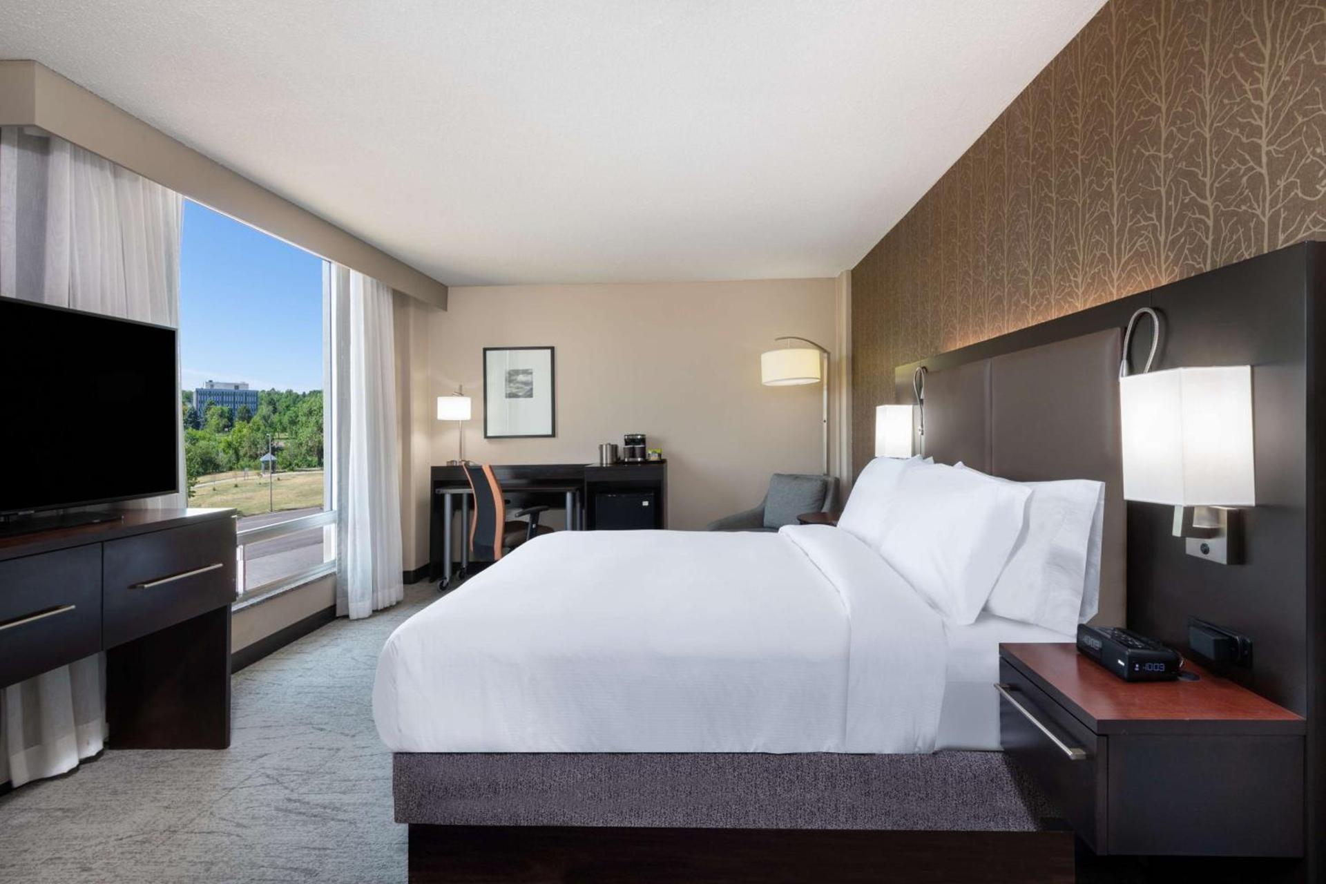 DoubleTree by Hilton Denver Cherry Creek, CO photo 33
