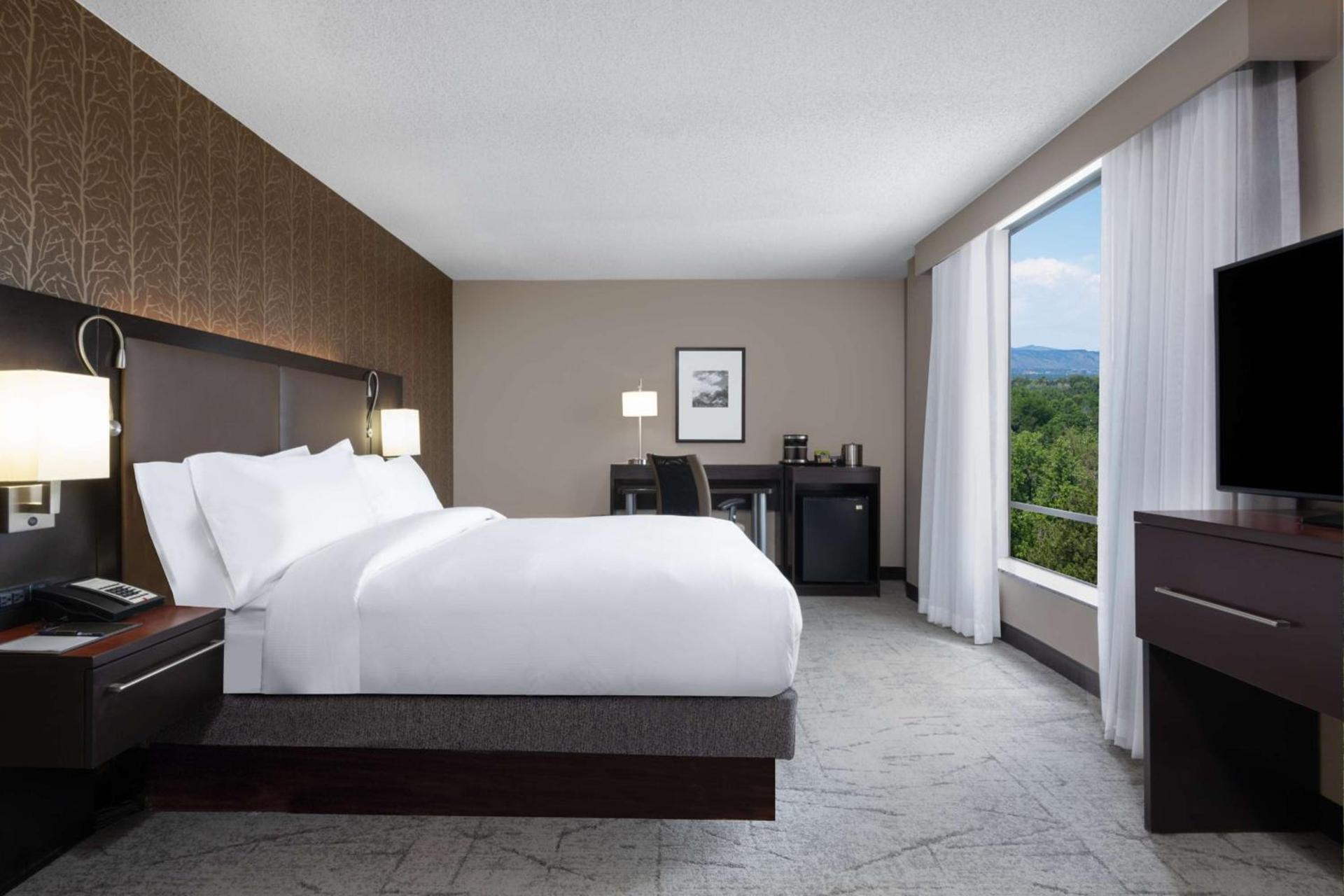 DoubleTree by Hilton Denver Cherry Creek, CO photo 34