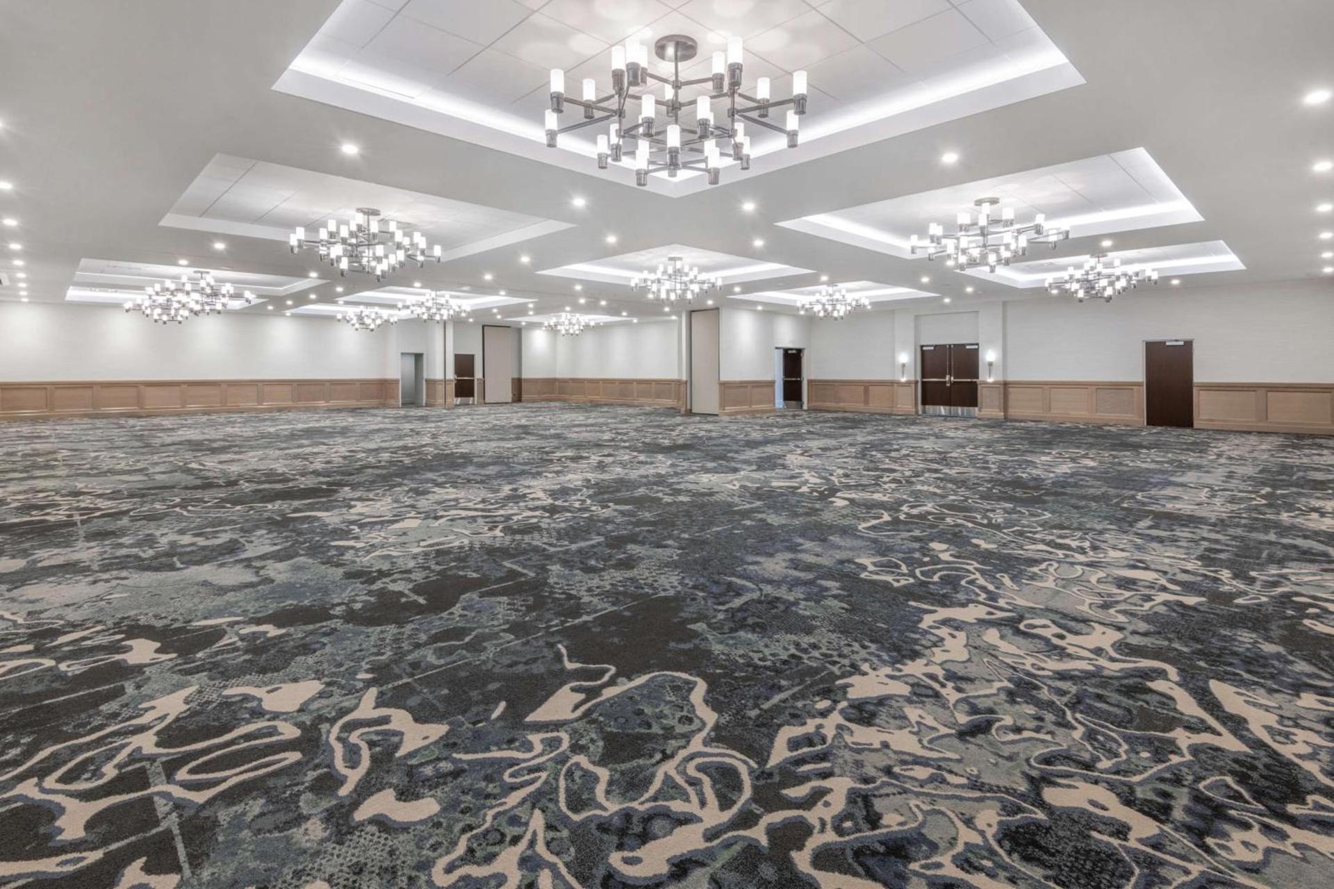 DoubleTree by Hilton Denver Cherry Creek, CO photo 40