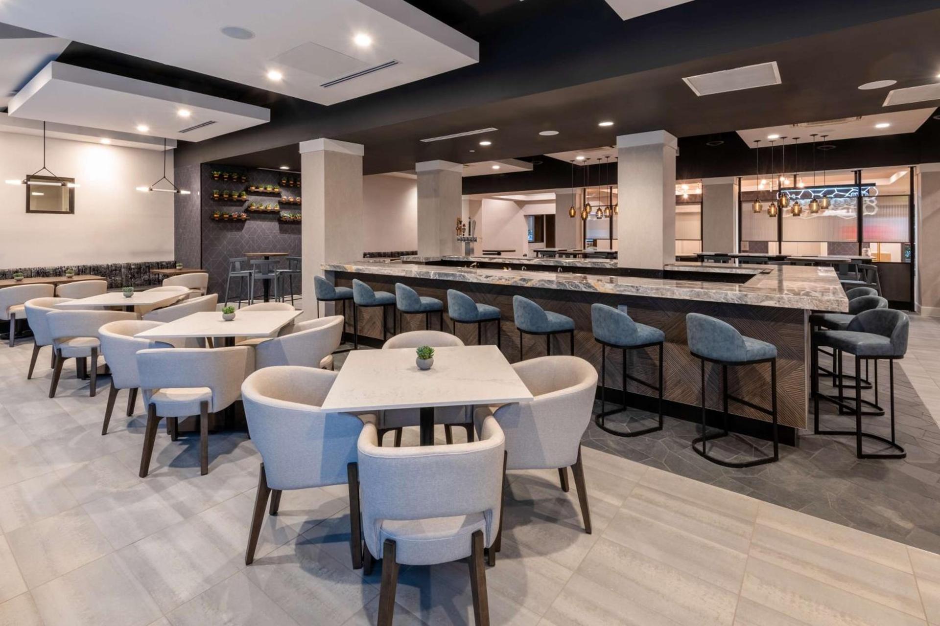 DoubleTree by Hilton Denver Cherry Creek, CO photo 47