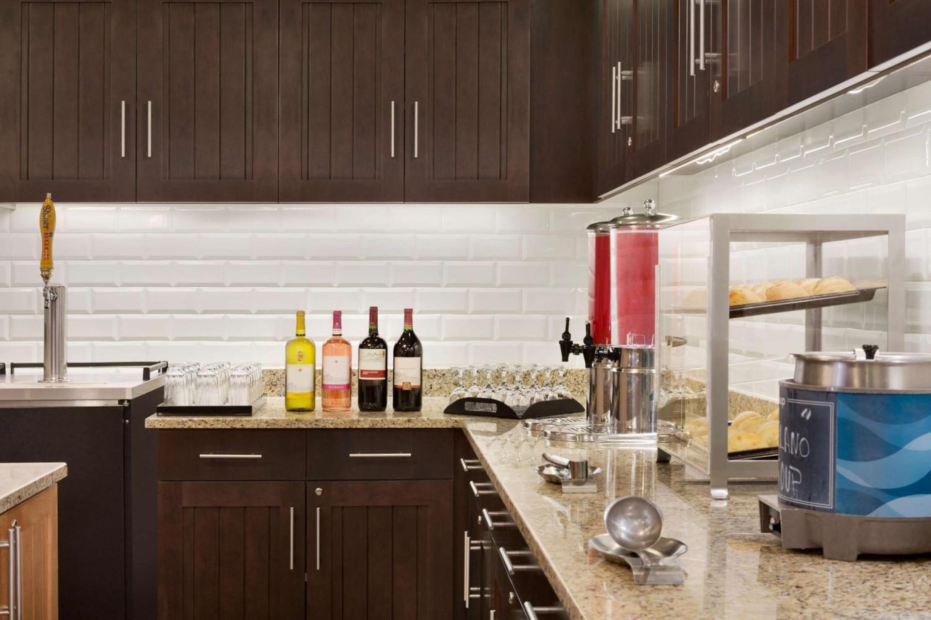 Homewood Suites by Hilton Houston-Willowbrook Mall photo 8