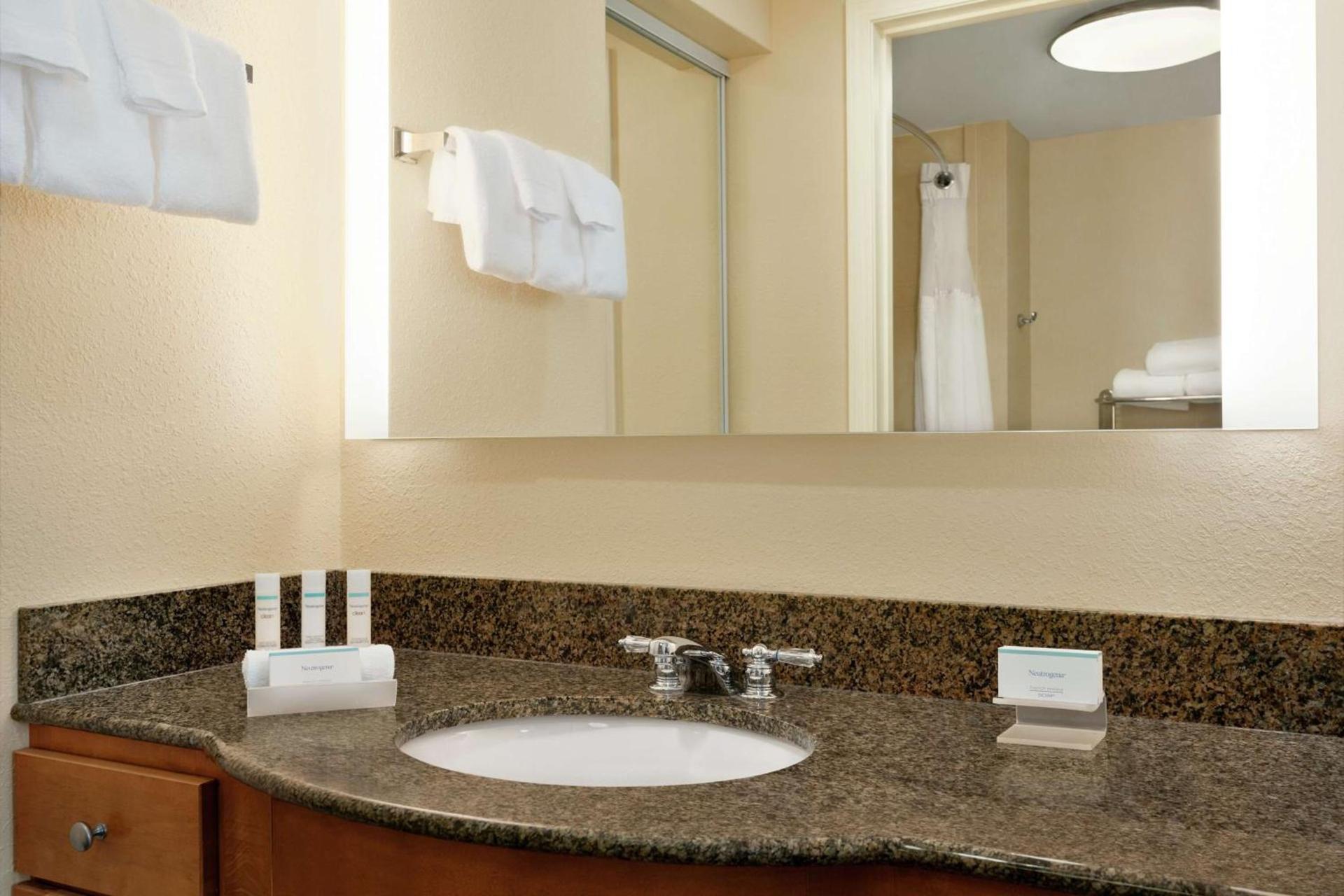 Homewood Suites by Hilton Allentown-Bethlehem Airport photo 19