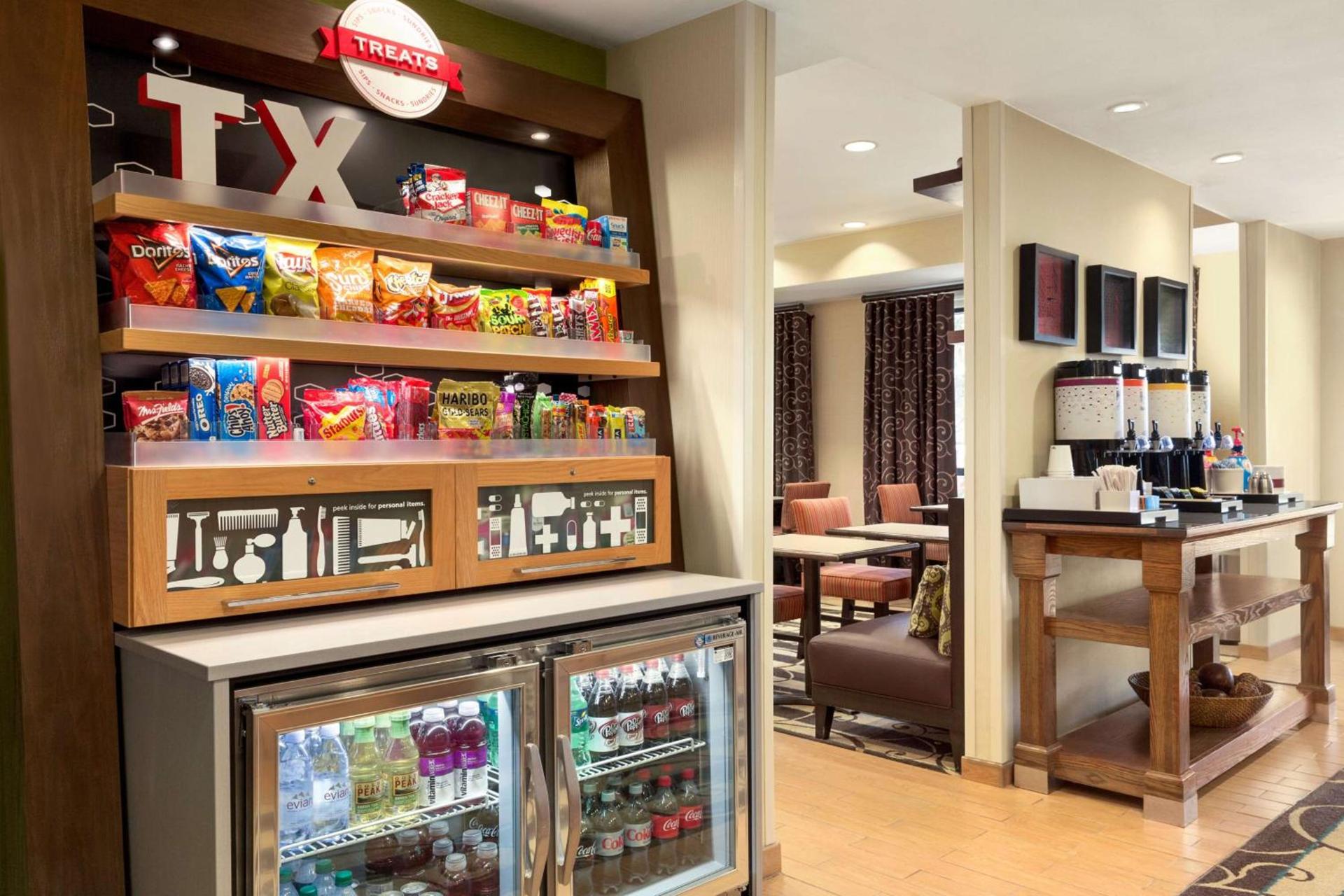 Hampton Inn Houston Willowbrook Mall photo 10