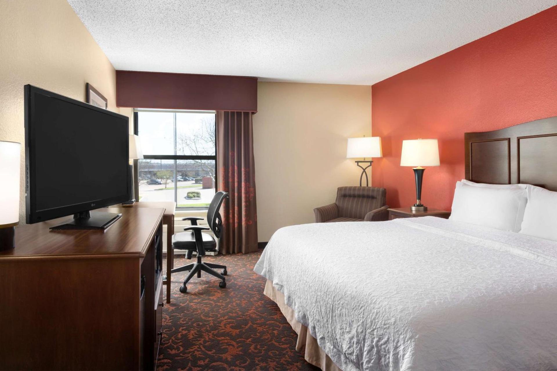 Hampton Inn Houston Willowbrook Mall photo 14