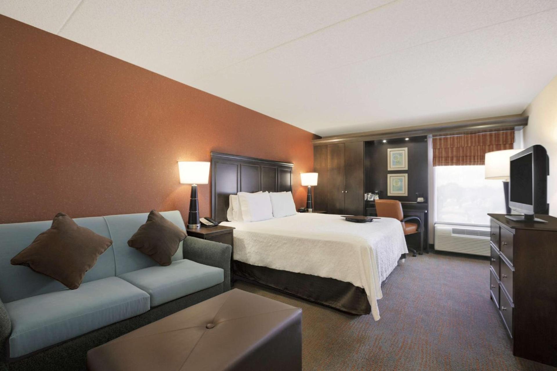 Hampton Inn Chicago-Midway Airport photo 16