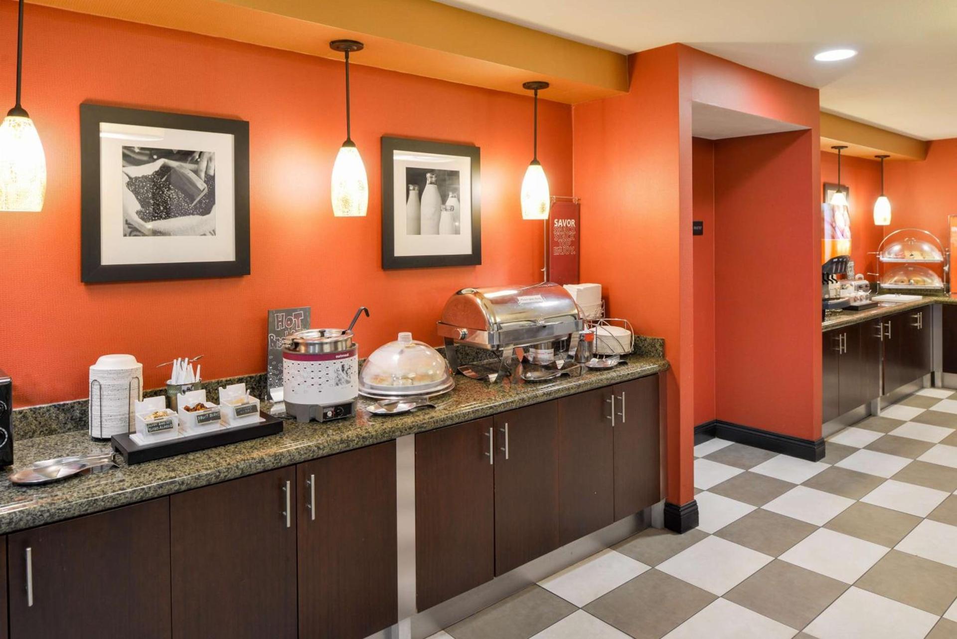 Hampton Inn & Suites San Francisco-Burlingame-Airport South photo 19