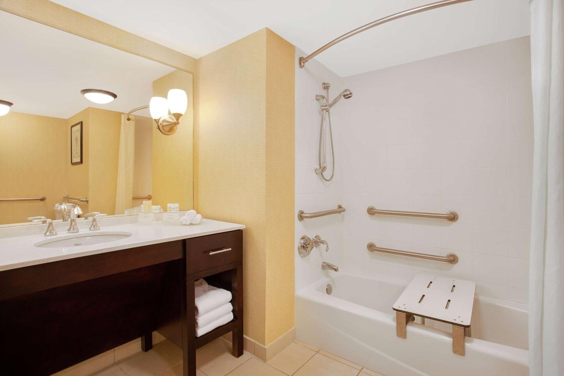 Homewood Suites by Hilton Tampa-Brandon photo 9