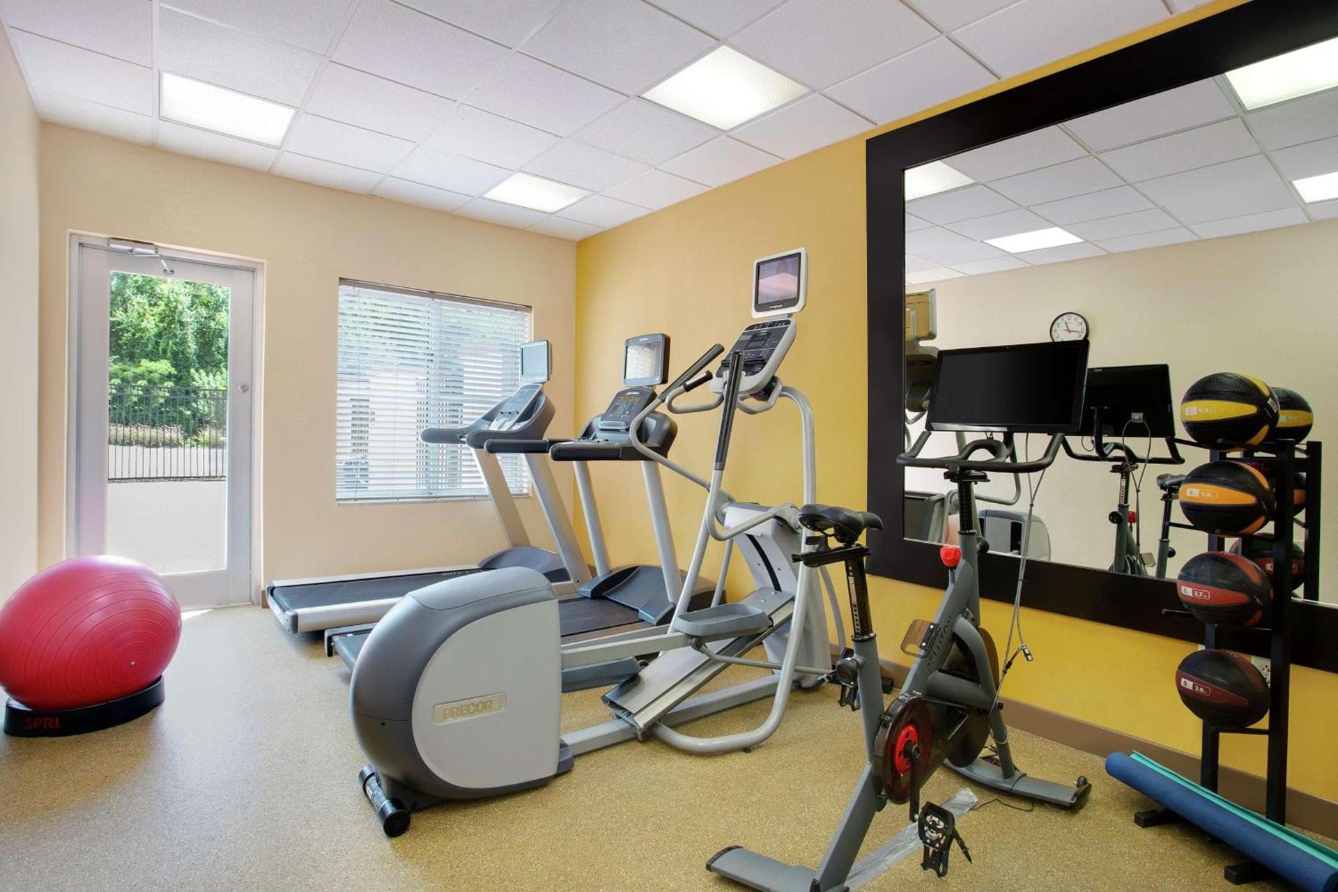 Homewood Suites by Hilton Tampa-Brandon photo 8
