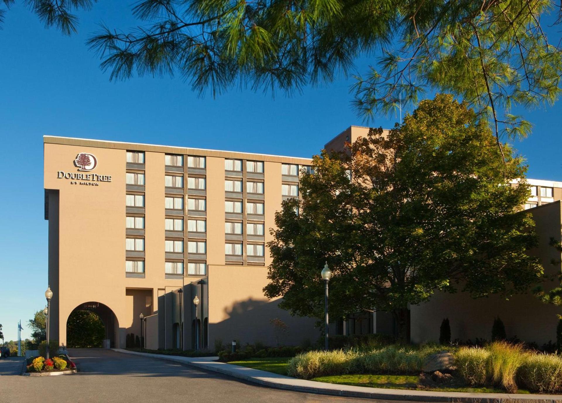 DoubleTree Boston North Shore Danvers photo 13