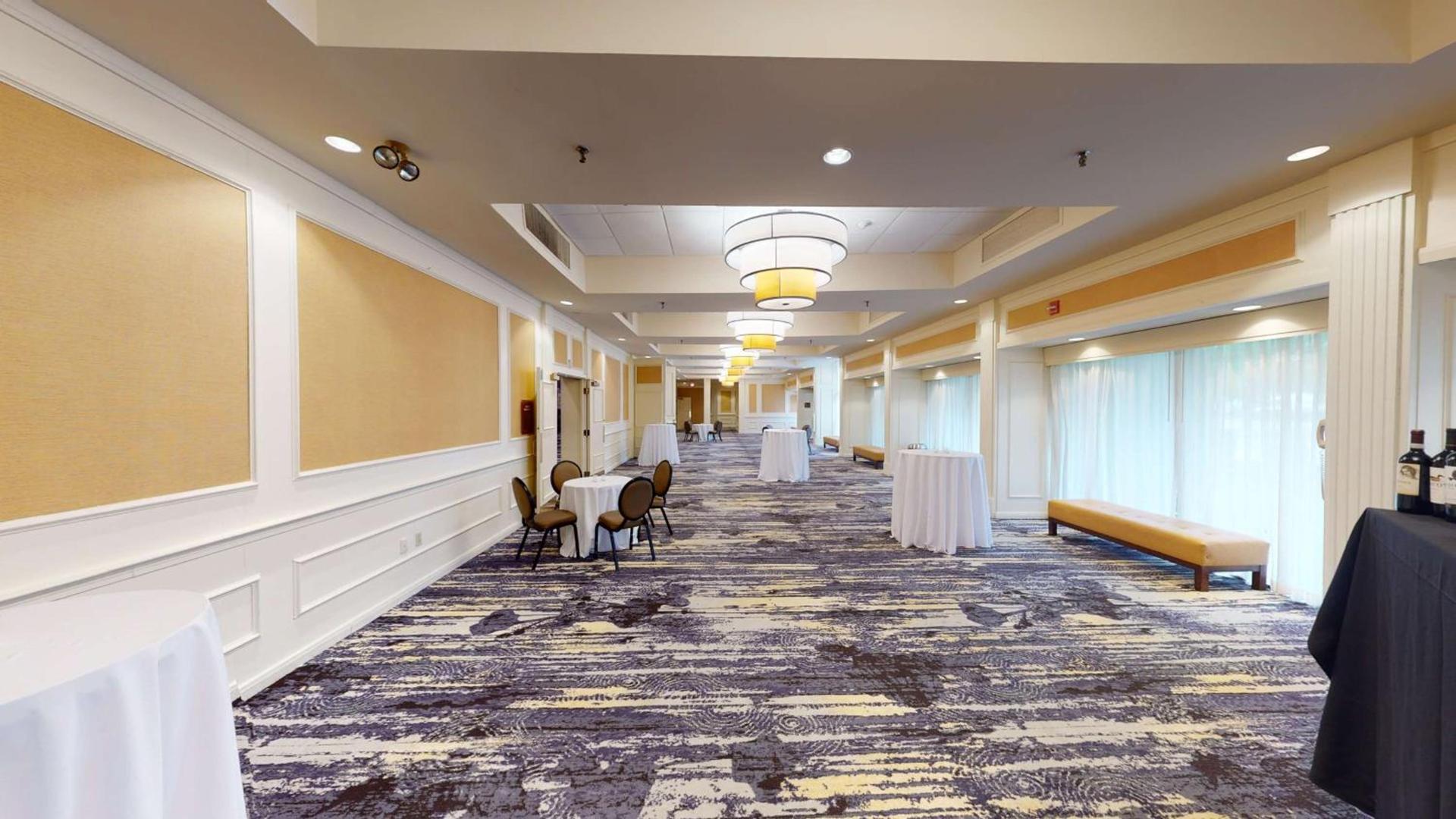 DoubleTree Boston North Shore Danvers photo 30