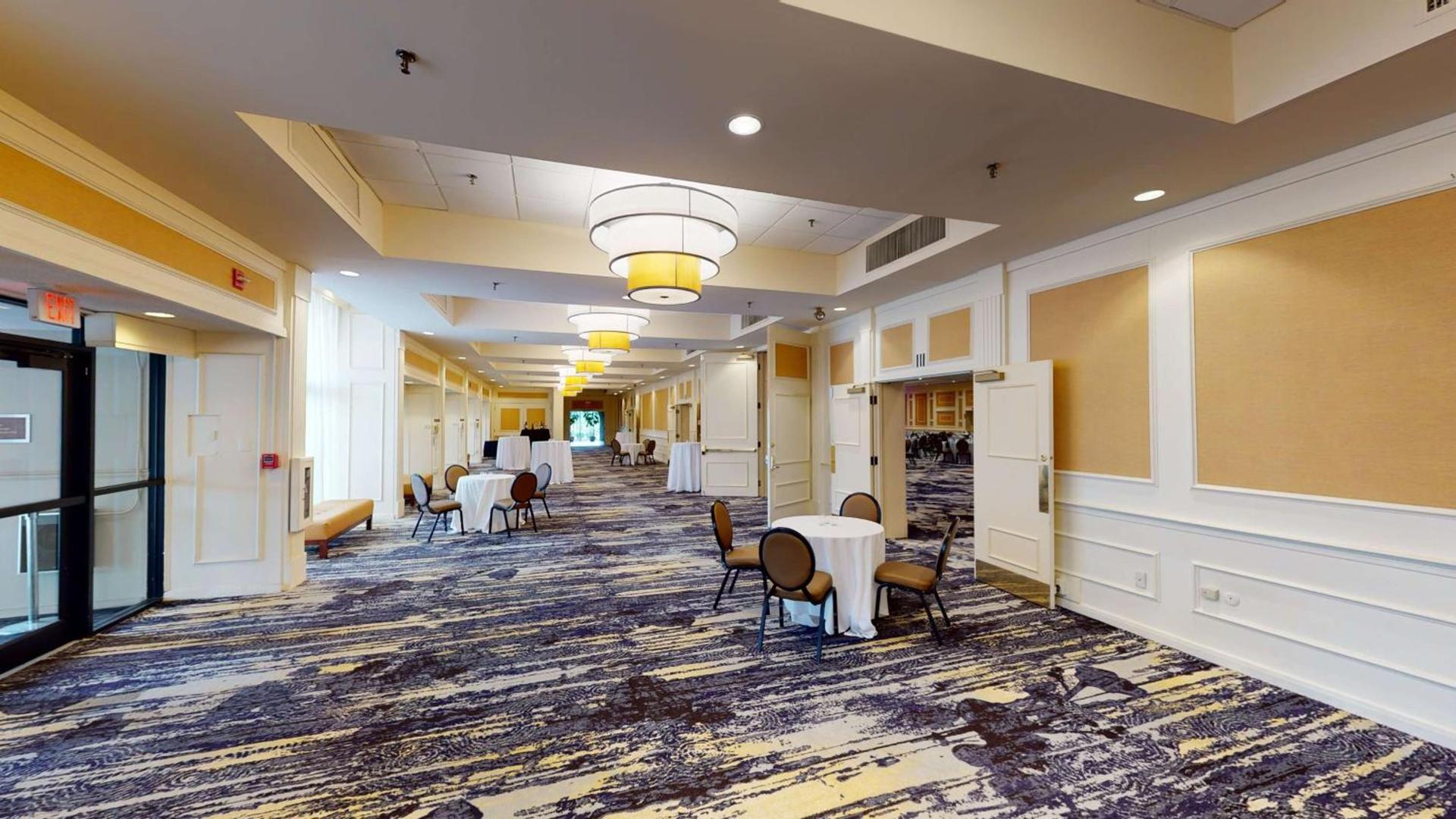 DoubleTree Boston North Shore Danvers photo 29