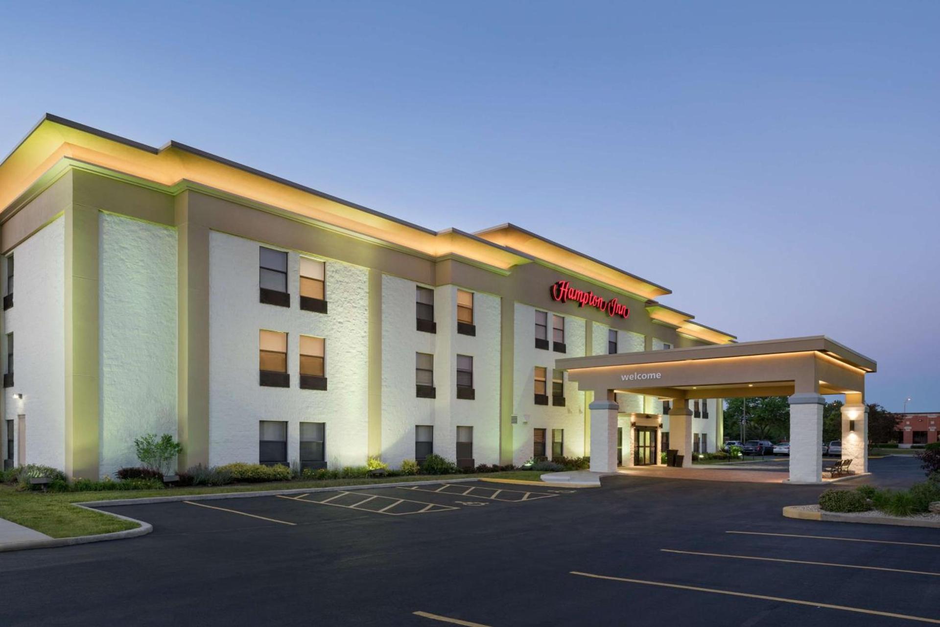 Hampton Inn Chicago-Tinley Park photo 2
