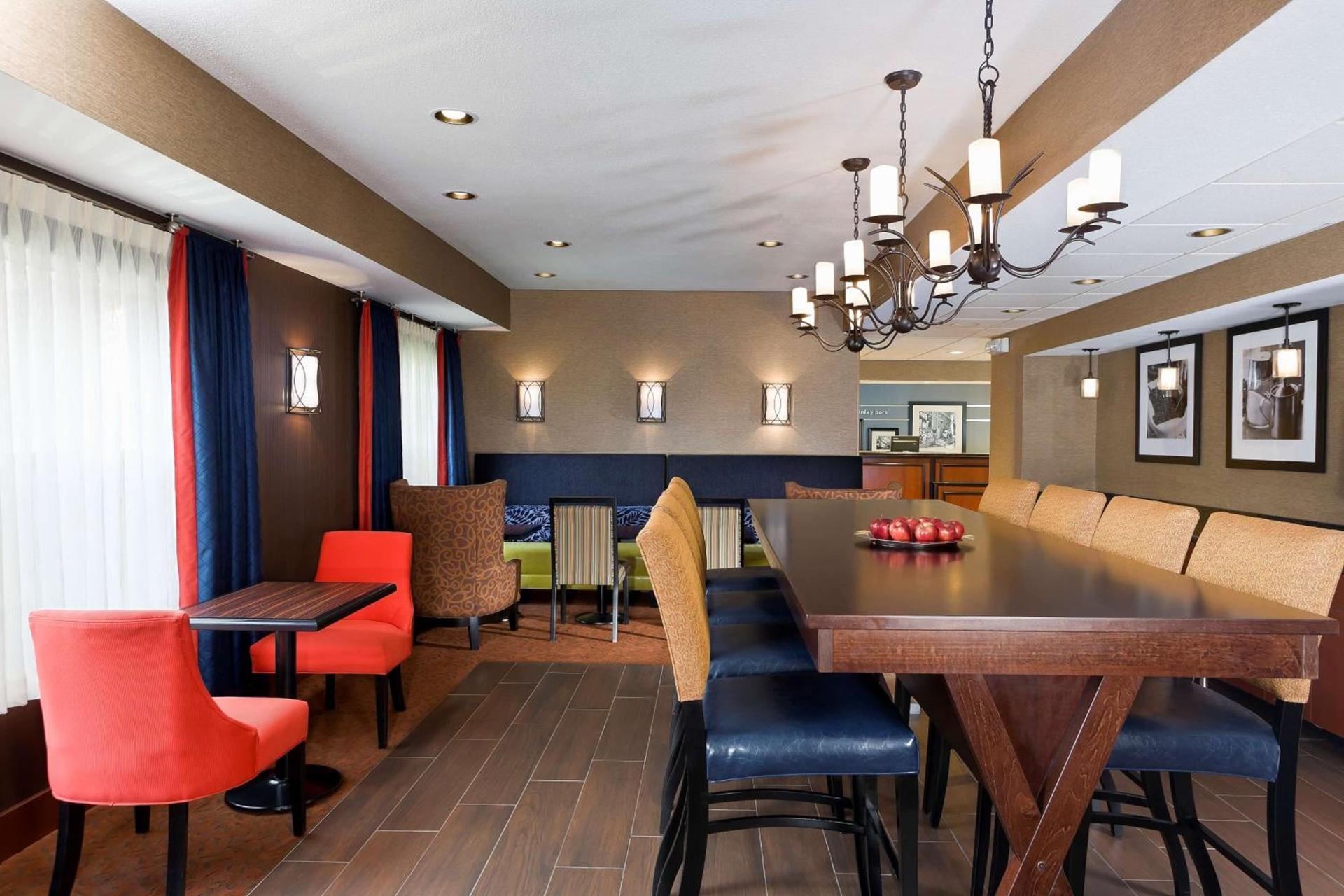 Hampton Inn Chicago-Tinley Park photo 10