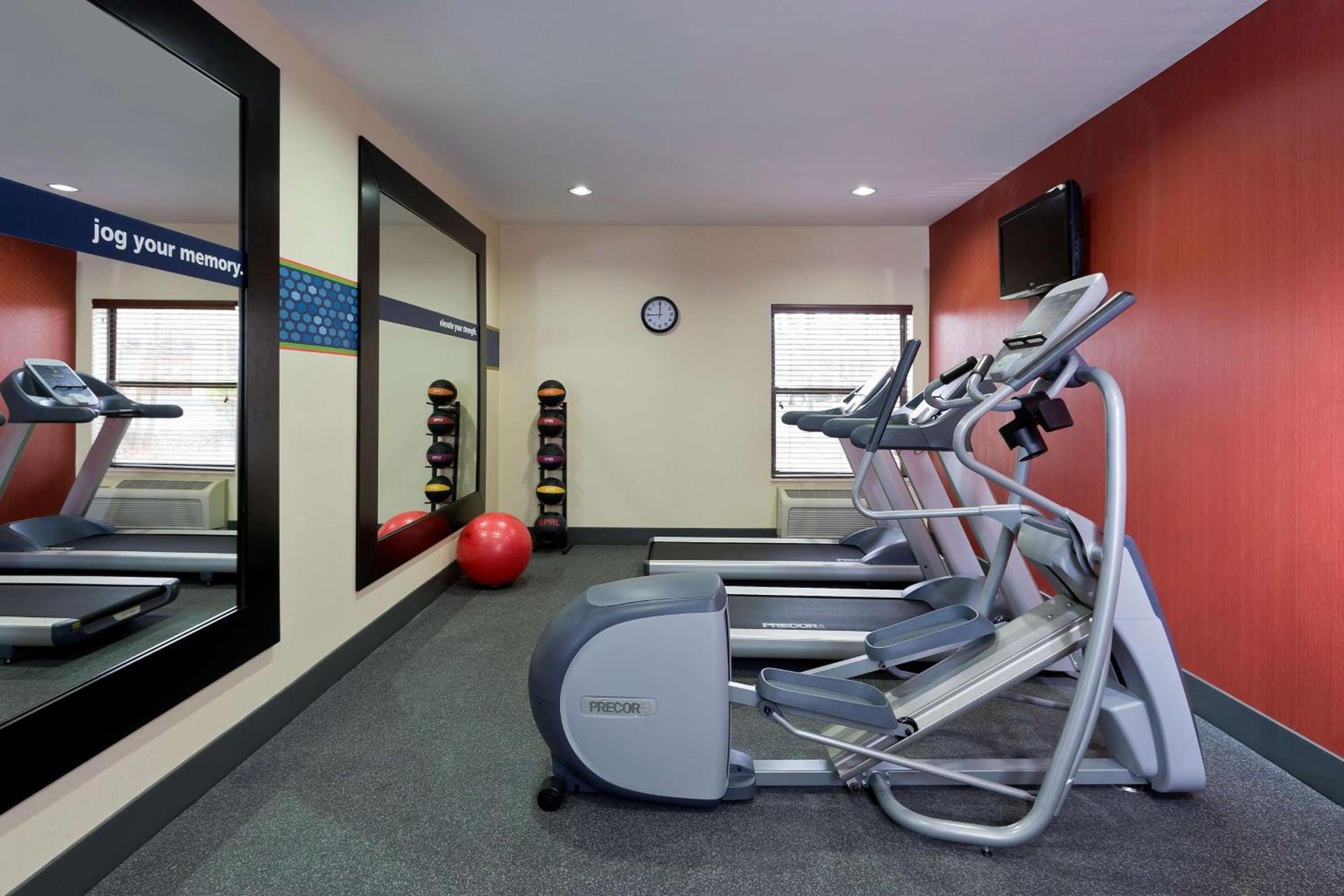Hampton Inn Chicago-Tinley Park photo 13