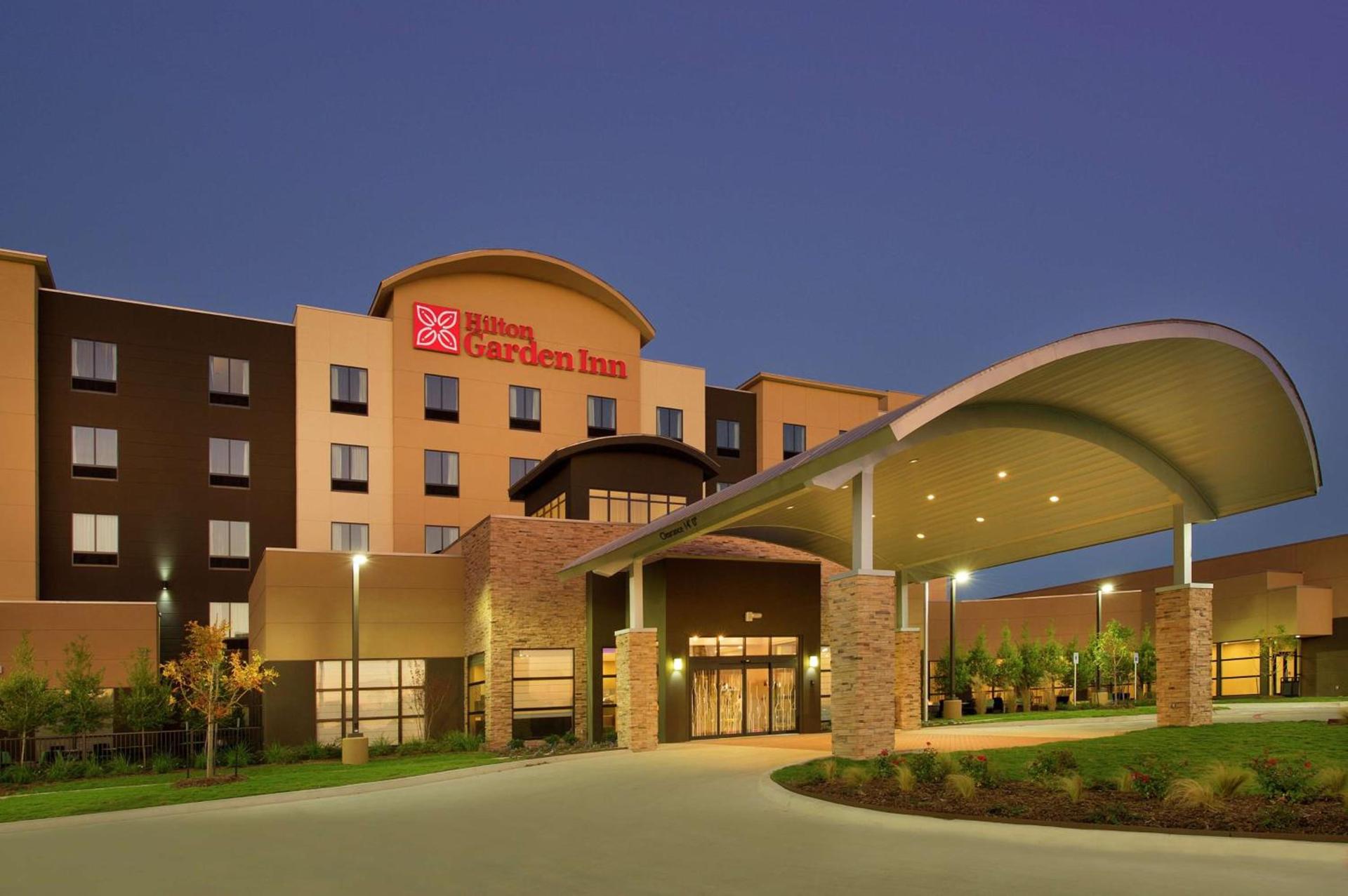 Hilton Garden Inn College Station photo 1