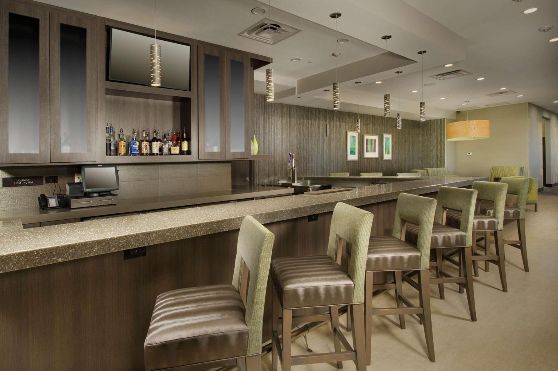 Hilton Garden Inn College Station photo 9