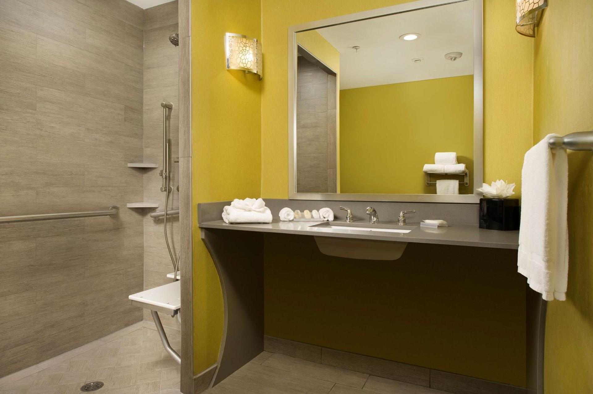 Hilton Garden Inn College Station photo 25