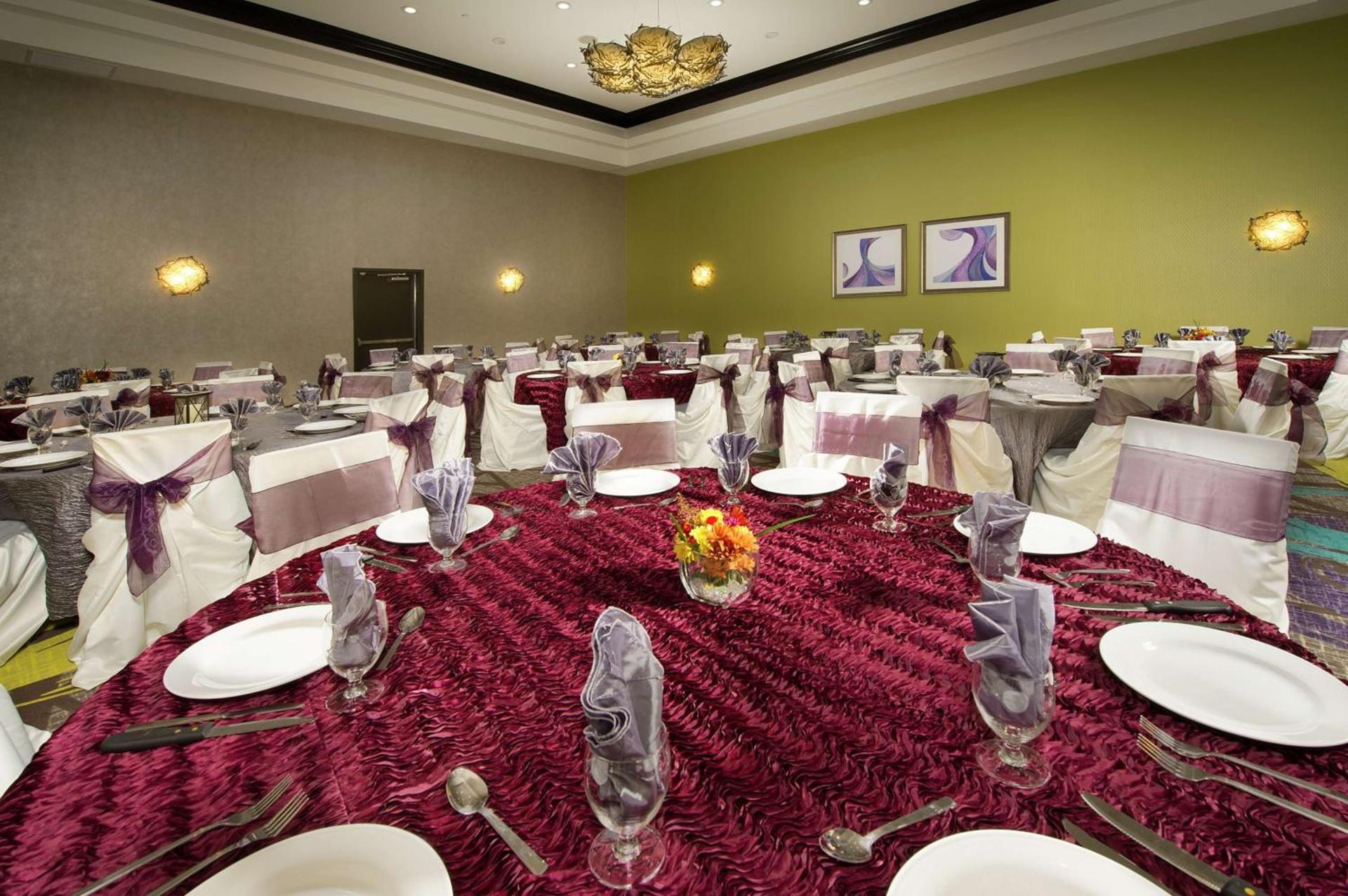 Hilton Garden Inn College Station photo 32