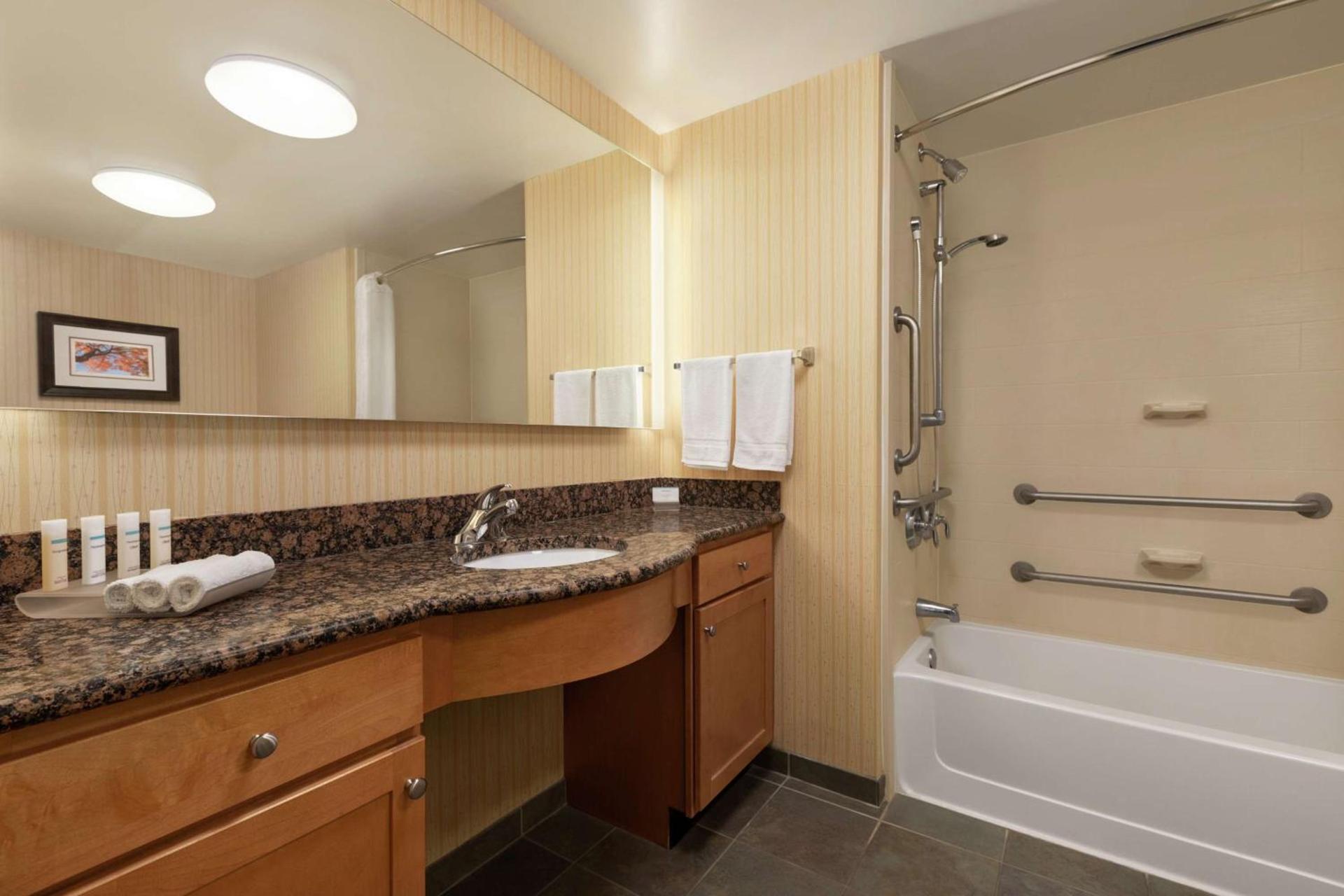 Homewood Suites by Hilton Allentown-West/Fogelsville photo 21
