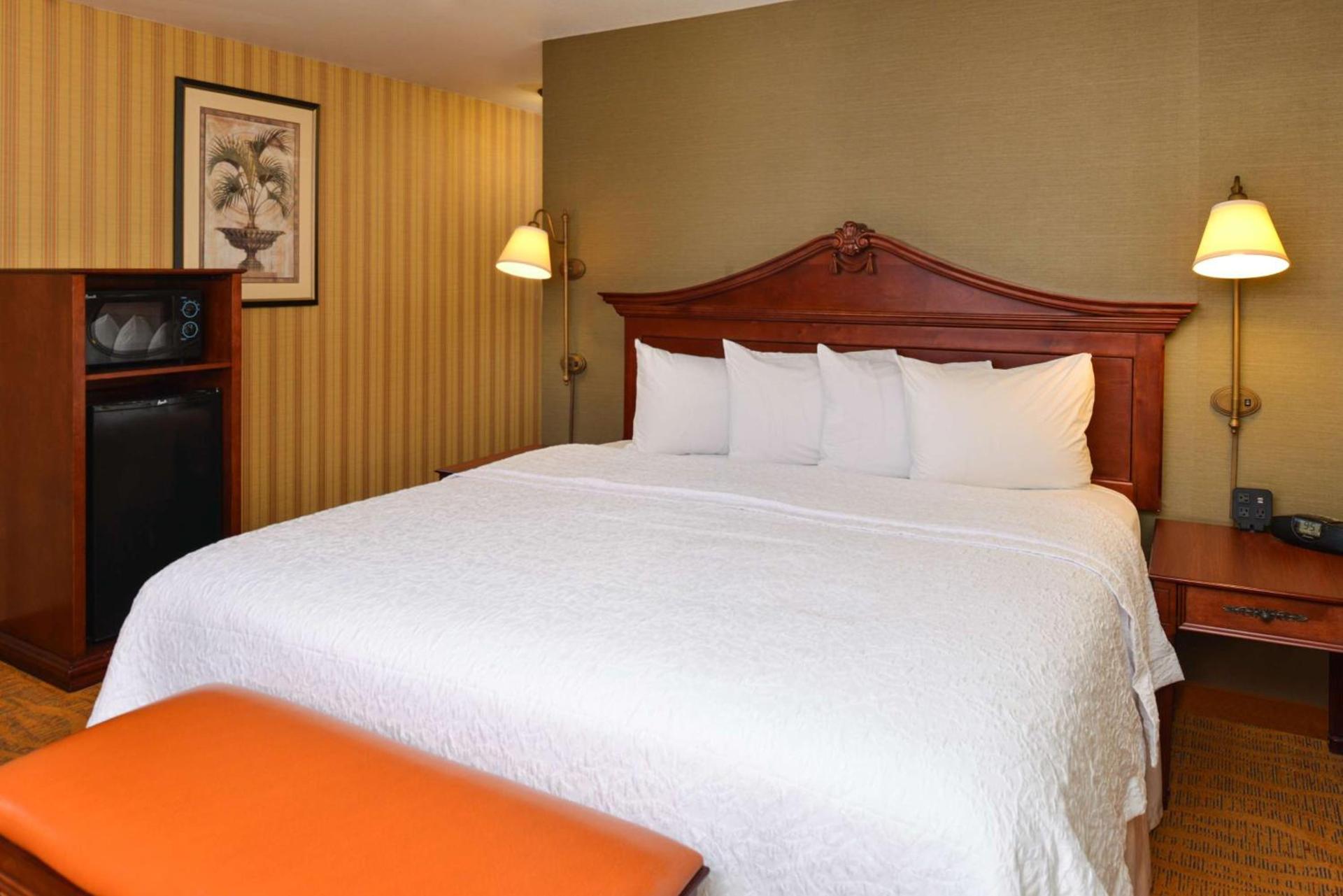 Hampton Inn & Suites - Coors Road photo 23