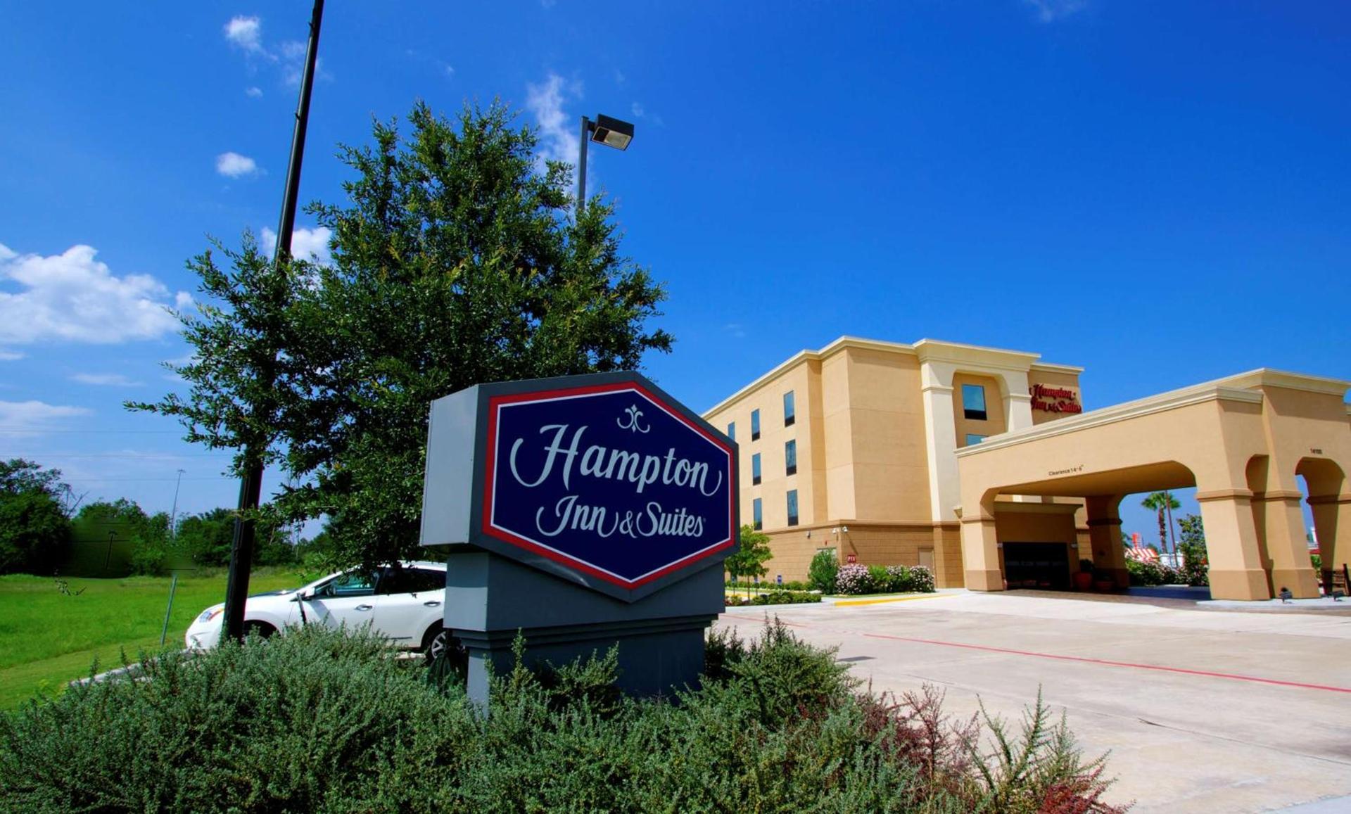 Hampton Inn & Suites by Hilton Tomball Houston NW photo 3