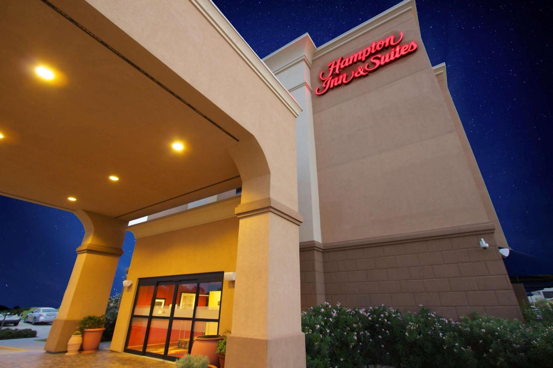 Hampton Inn & Suites by Hilton Tomball Houston NW photo 6
