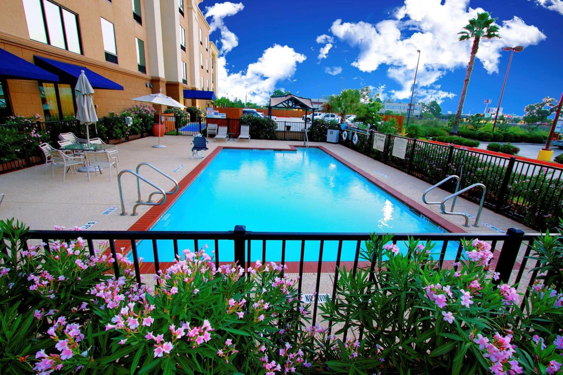 Hampton Inn & Suites by Hilton Tomball Houston NW photo 12