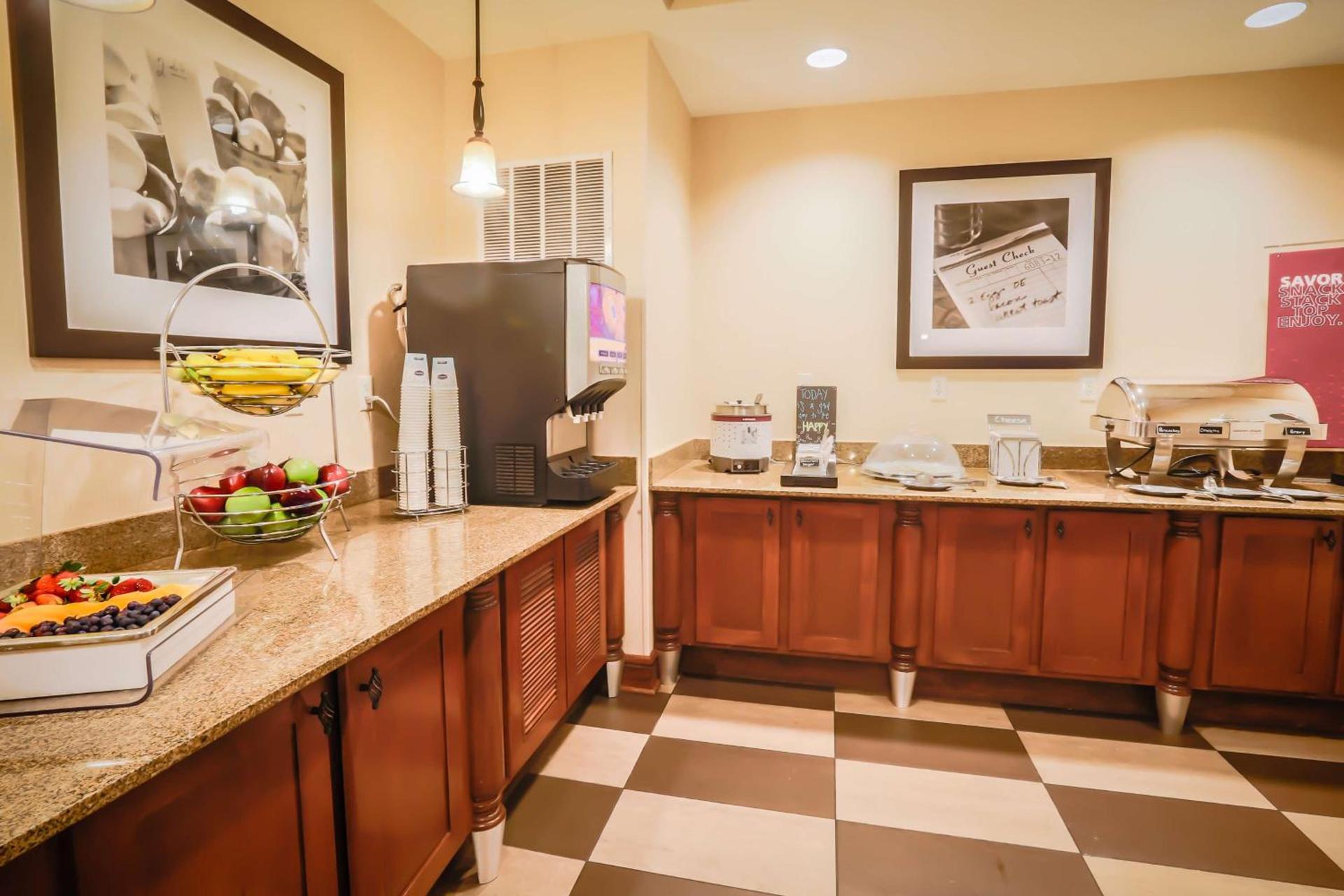 Hampton Inn & Suites by Hilton Tomball Houston NW photo 13