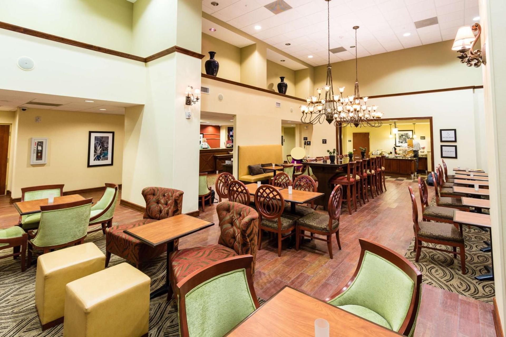 Hampton Inn & Suites by Hilton Tomball Houston NW photo 14