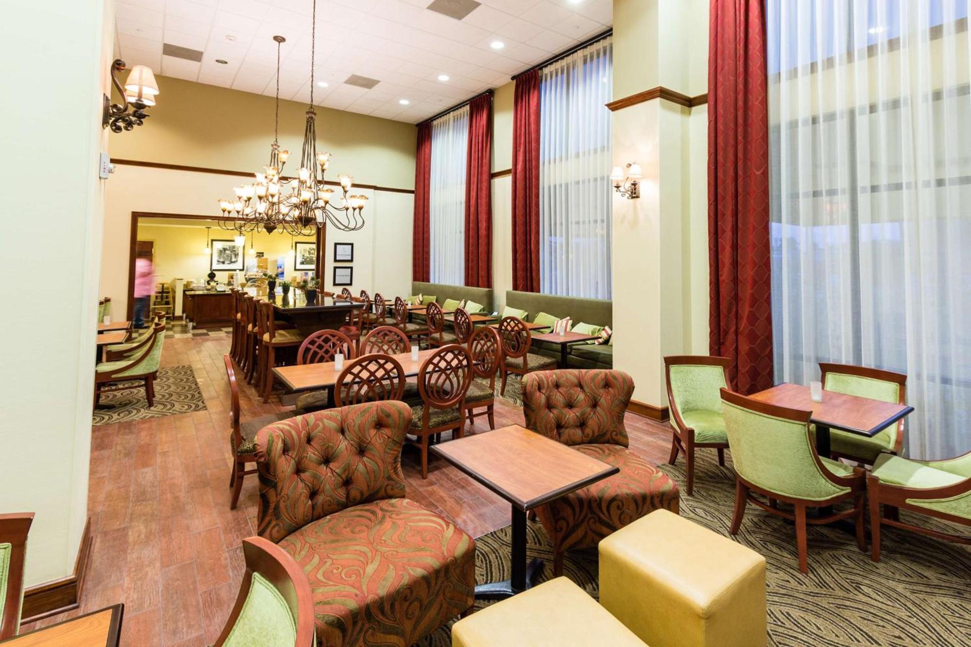 Hampton Inn & Suites by Hilton Tomball Houston NW photo 19