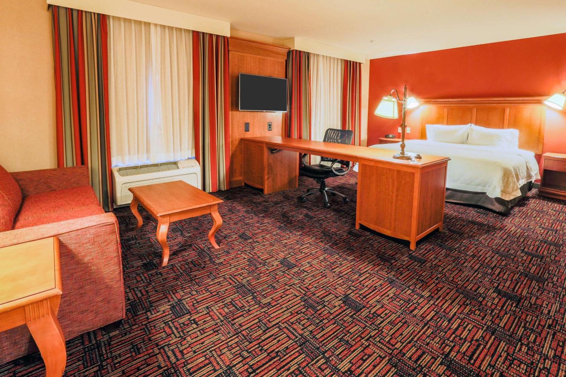 Hampton Inn & Suites by Hilton Tomball Houston NW photo 32