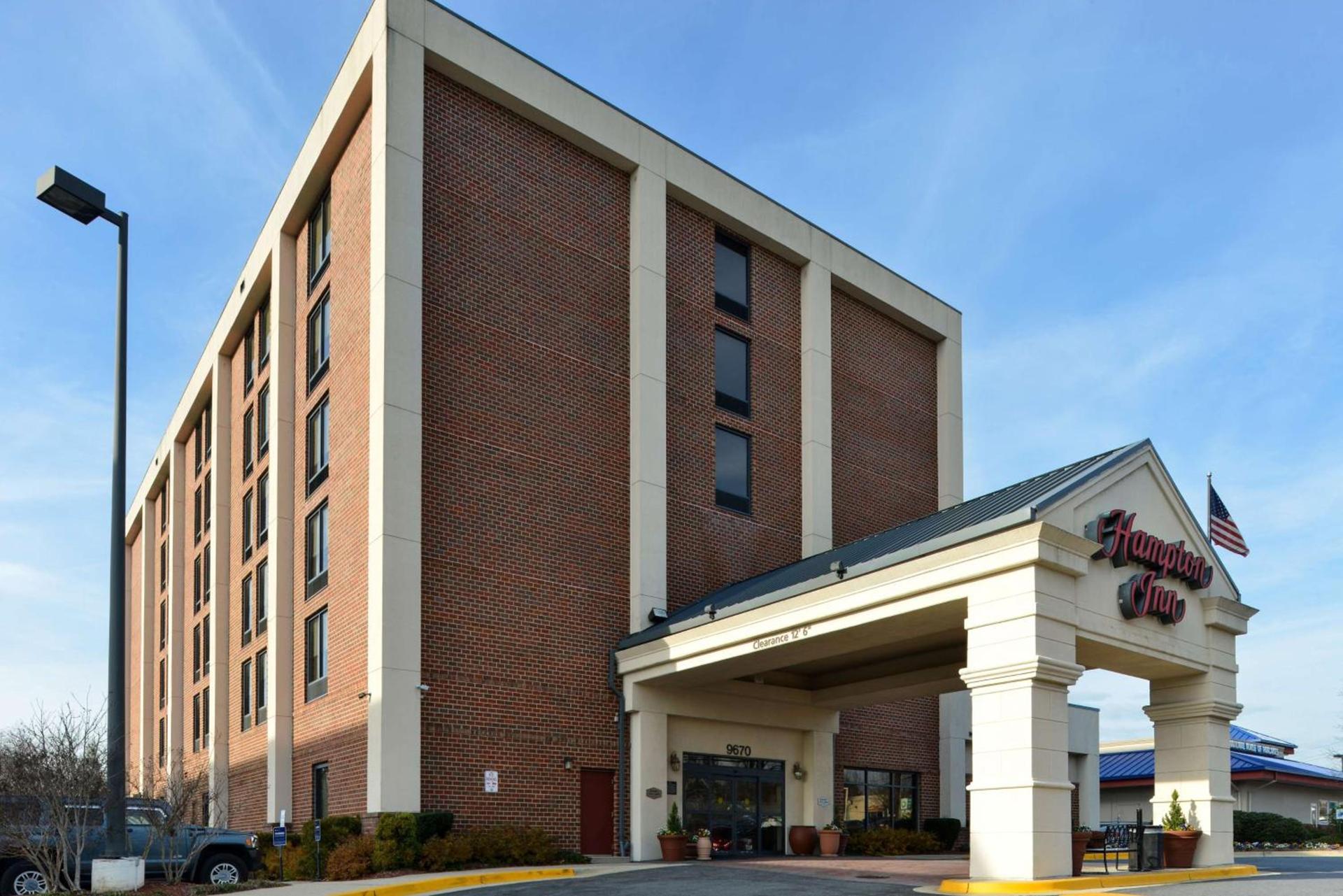 Hampton Inn College Park photo 3
