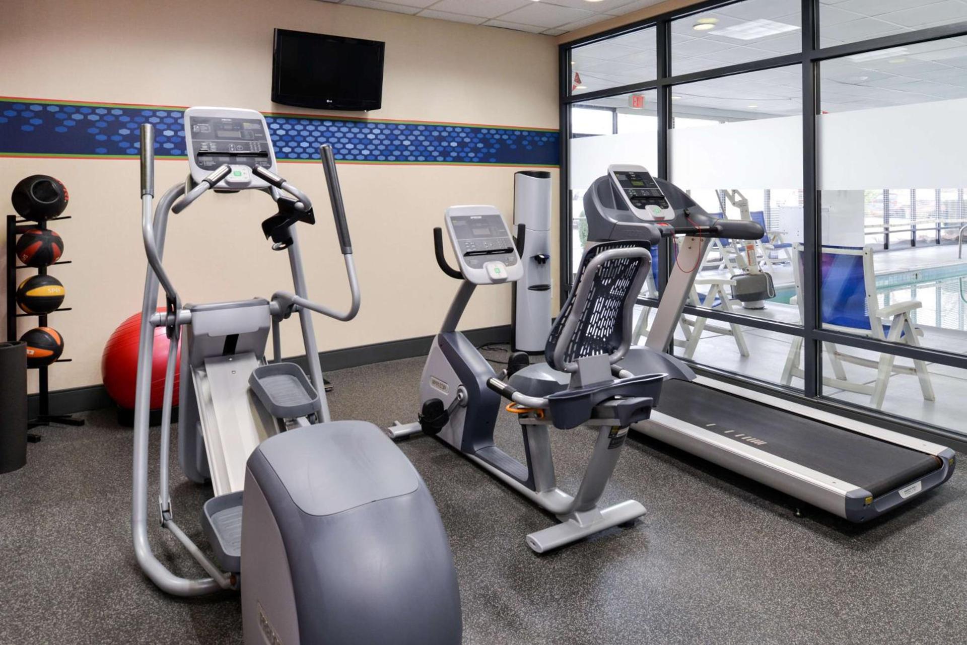 Hampton Inn College Park photo 24