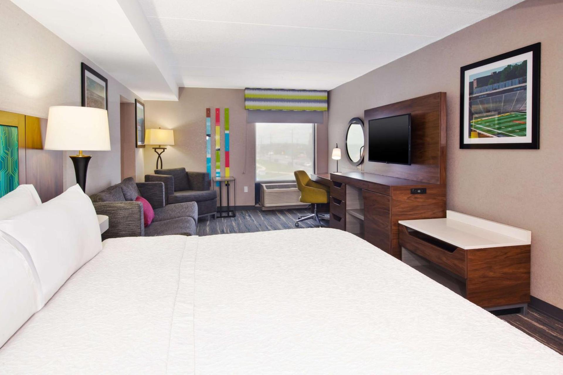 Hampton Inn College Park photo 40