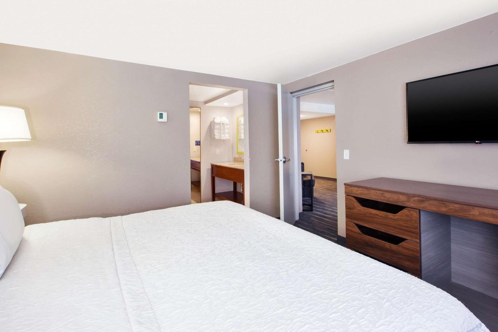 Hampton Inn College Park photo 47