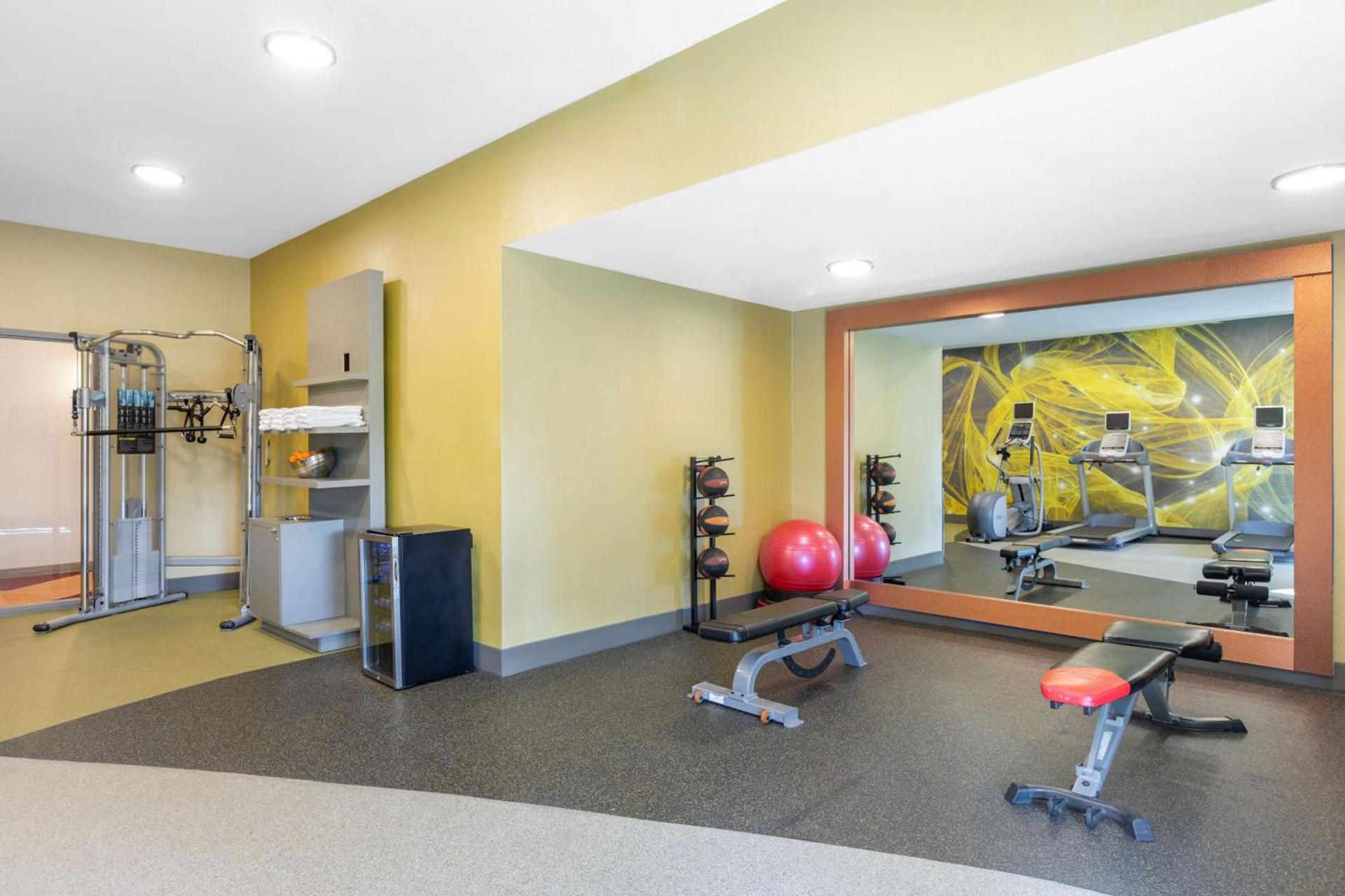 Hilton Garden Inn Gilroy photo 10